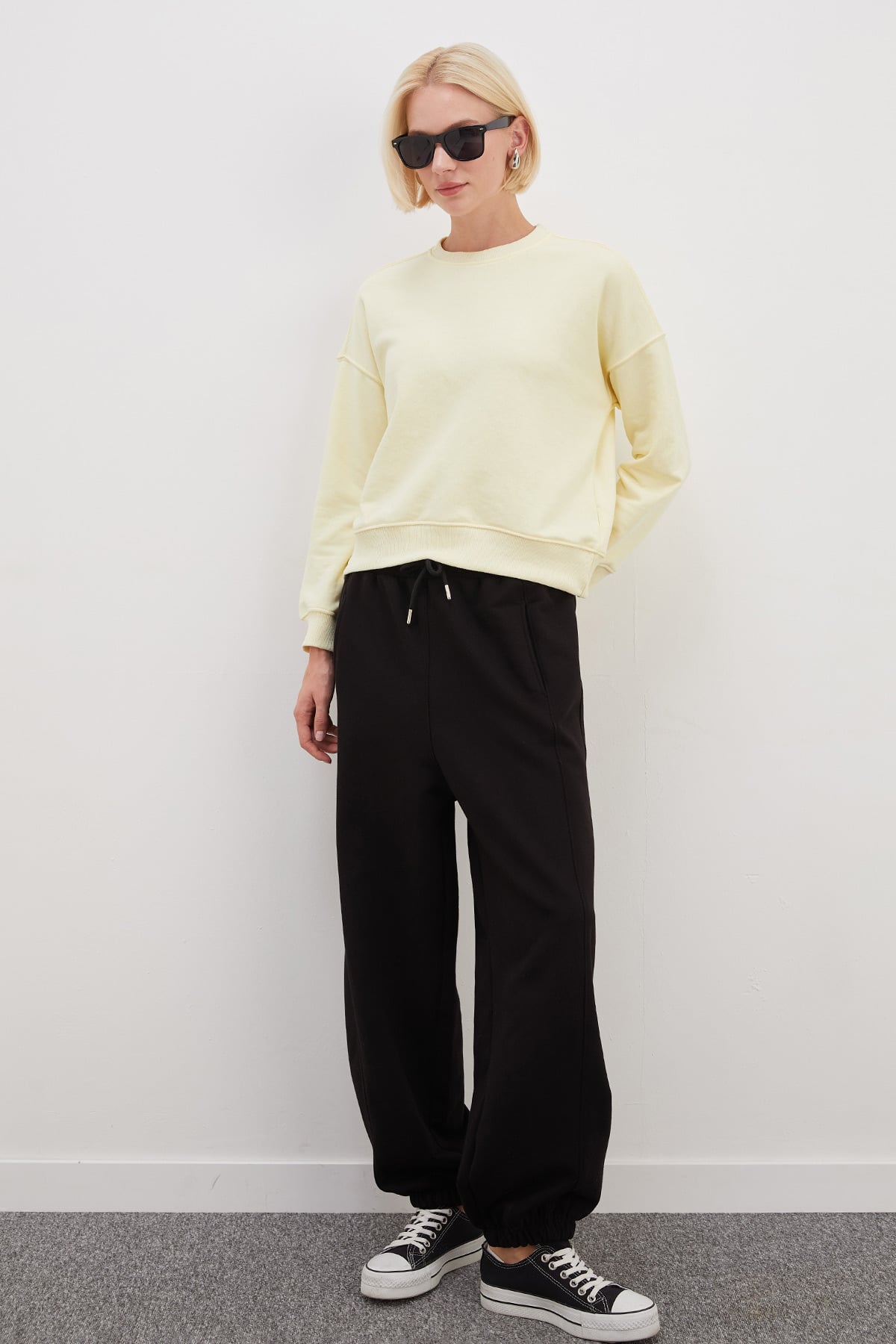 3 İplik Şardonsuz Basic Bisiklet Yaka Sweatshirt 5