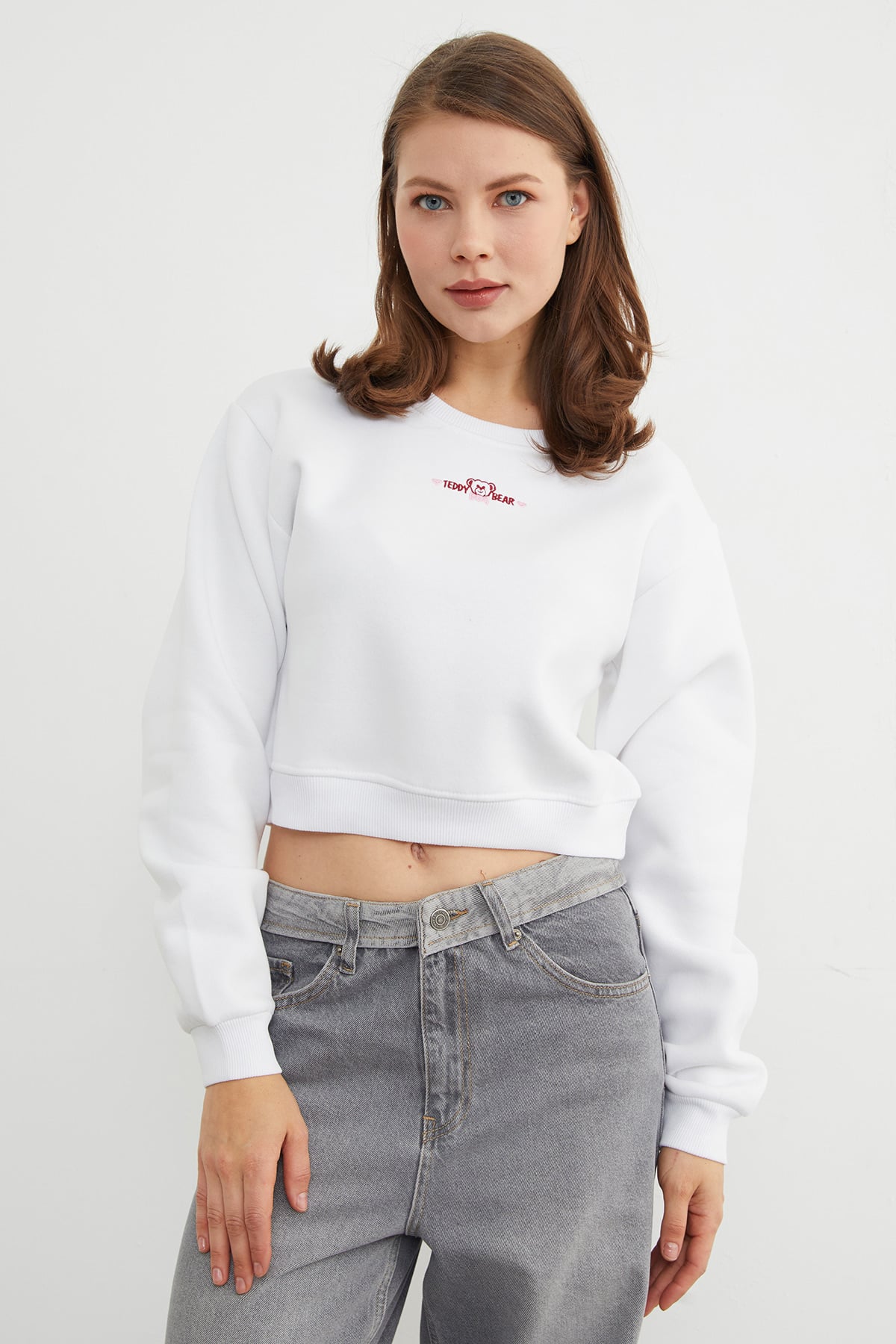 3 İplik Ayıcık Nakışlı Crop Sweatshirt