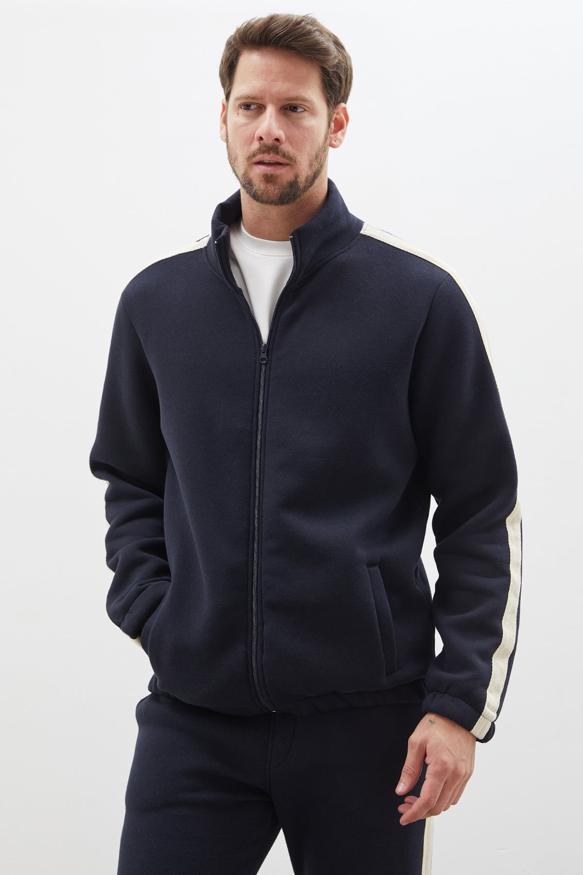3 İplik Fermuarlı Dik Yaka Kolları Şeritli Ceket 5