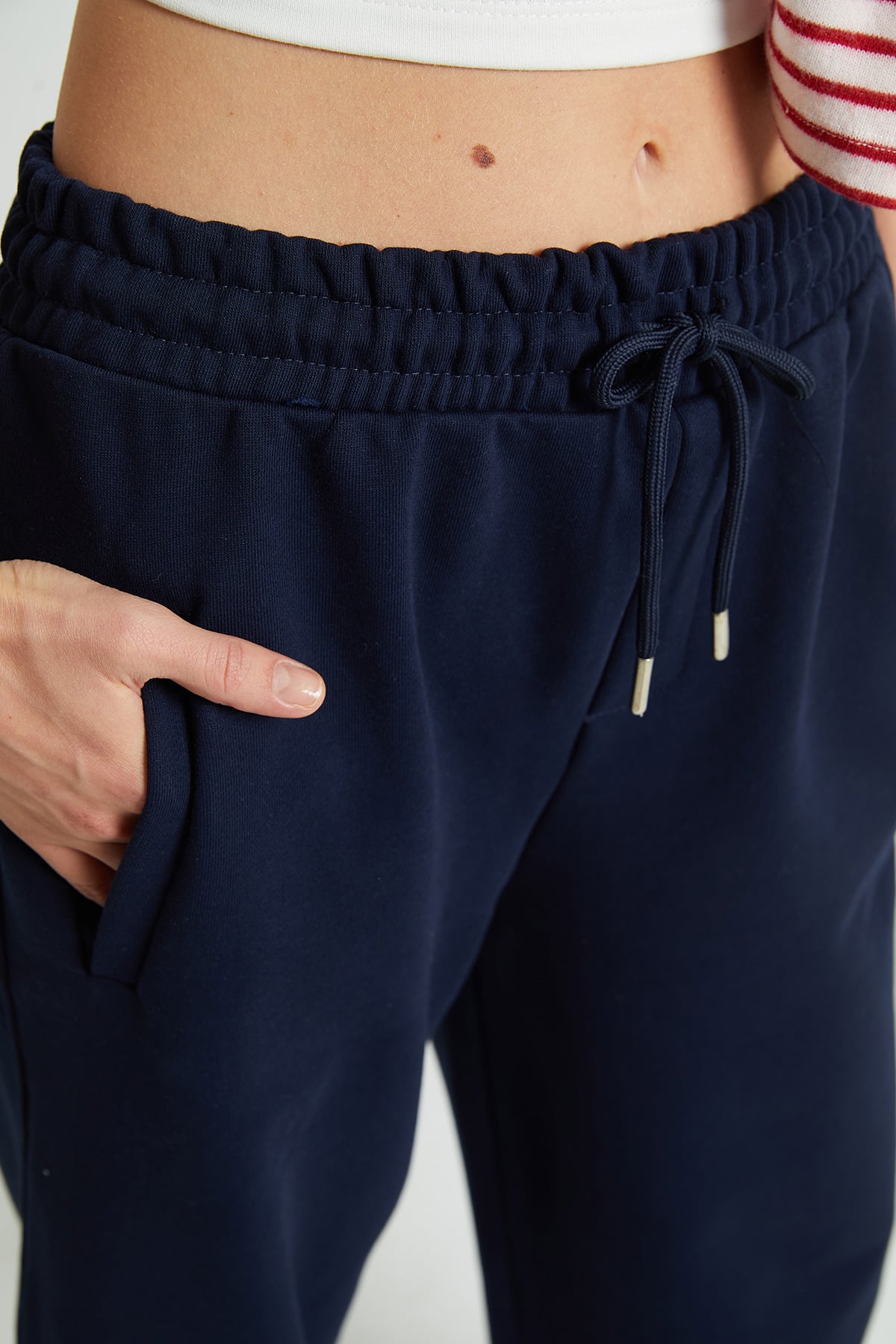Beli Bağlamalı Cepli Eşofman Altı 7