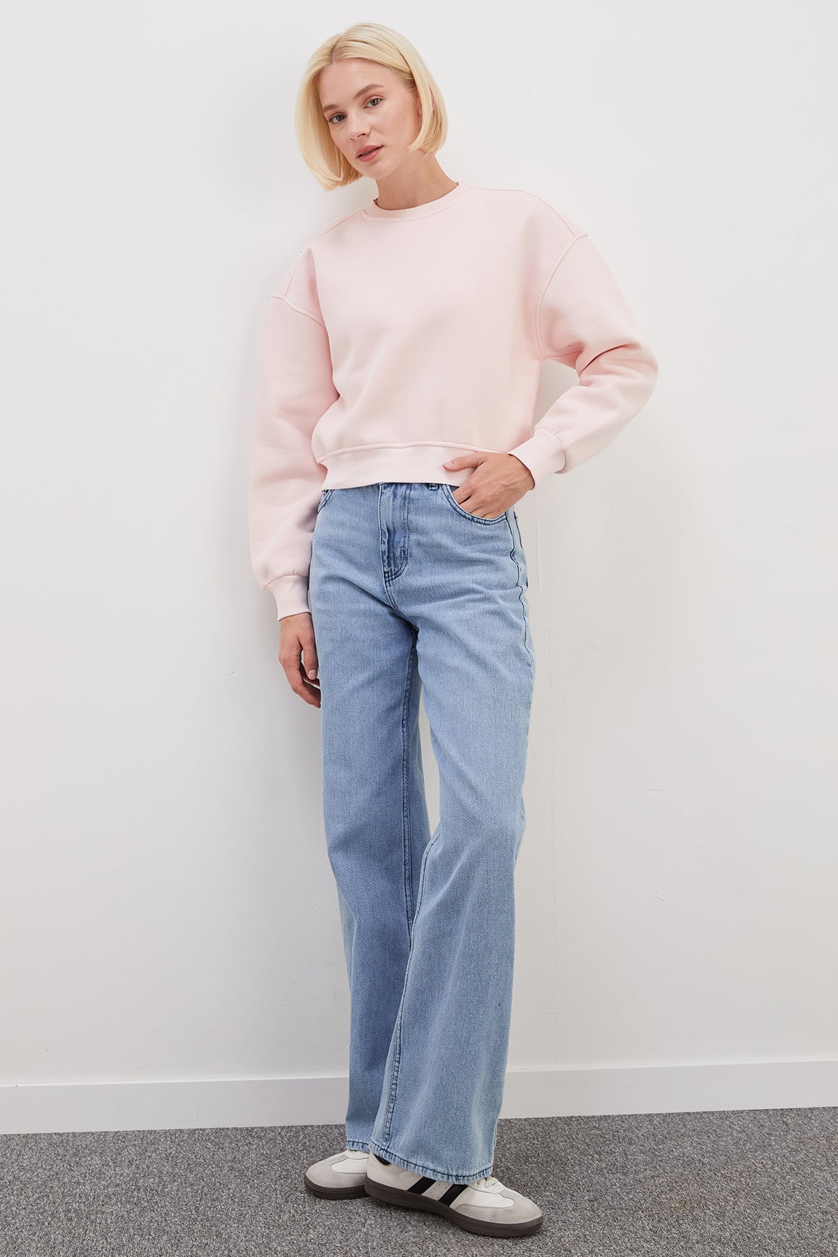 3 İplik Basic Ribanalı Crop Sweatshirt 6