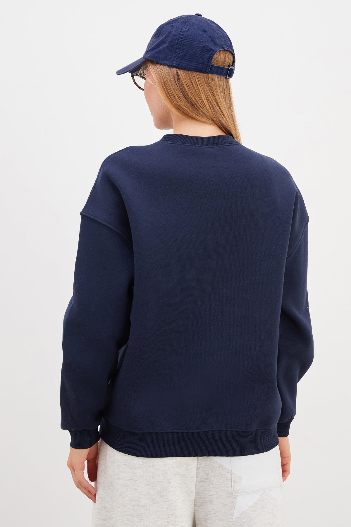3 İplik Basic Bisiklet Yaka Oversize Sweatshirt 8