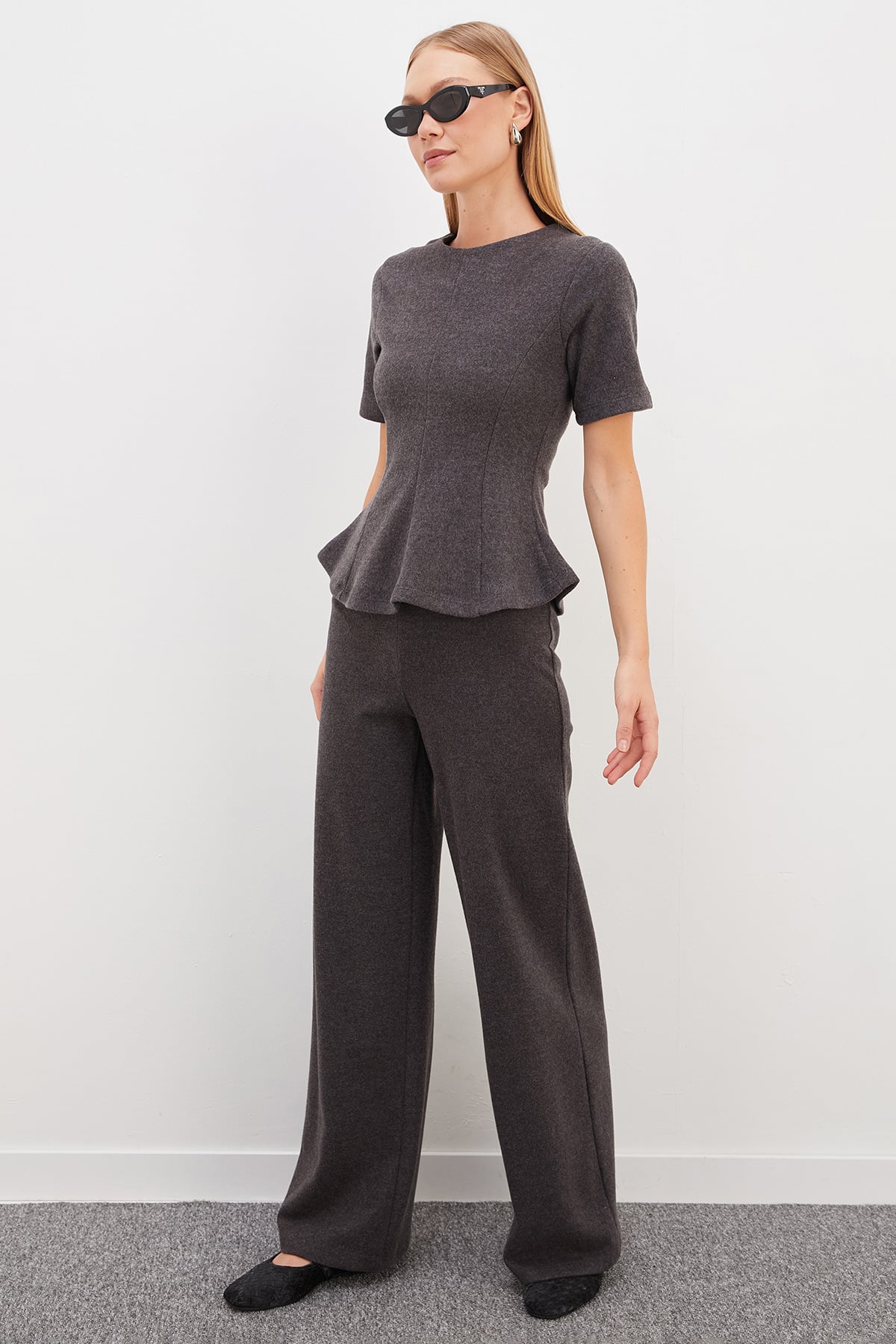 Arkası Fermuarlı Selanik Örme Peplum Bluz 3