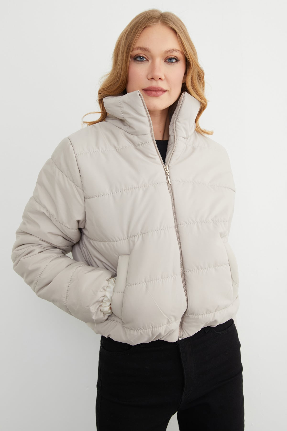 Beli Lastikli Crop Şişme Mont 5