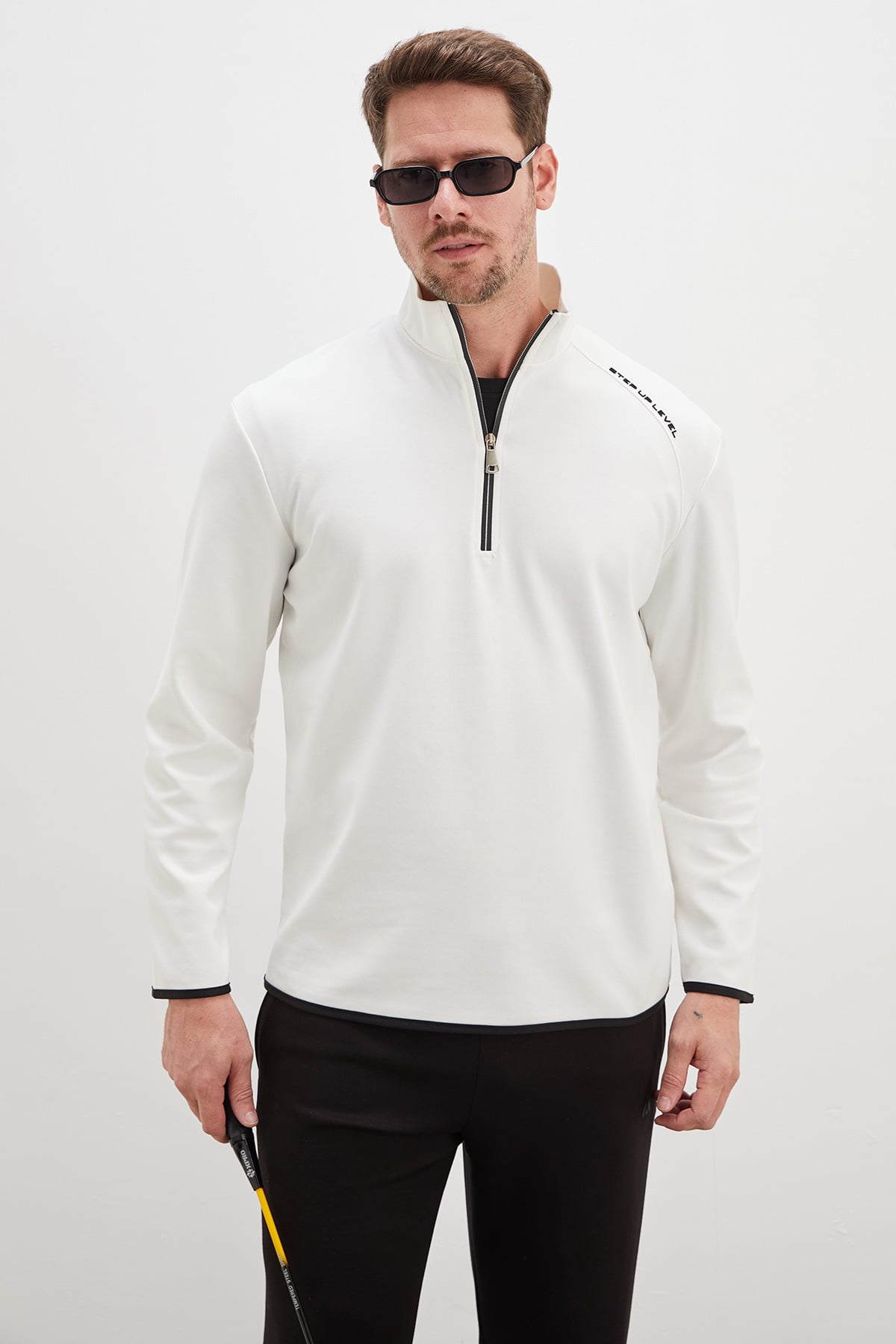 Baskılı Yarım Fermuarlı Dik Yaka Sweatshirt 6