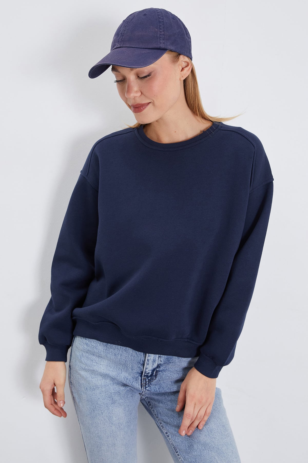 3 İplik Basic Bisiklet Yaka Oversize Sweatshirt 4
