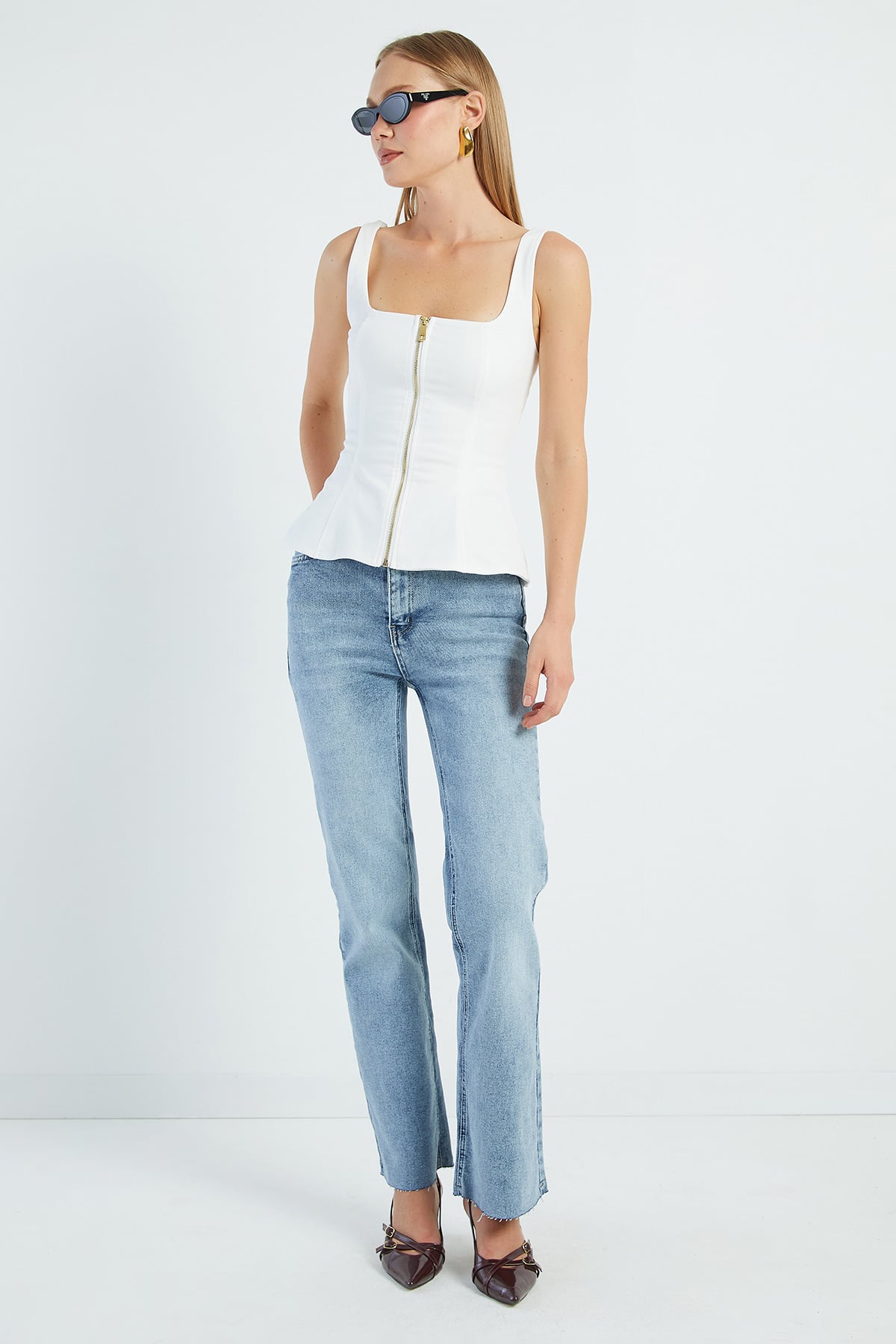 Kesik Paça Flare Jean 2