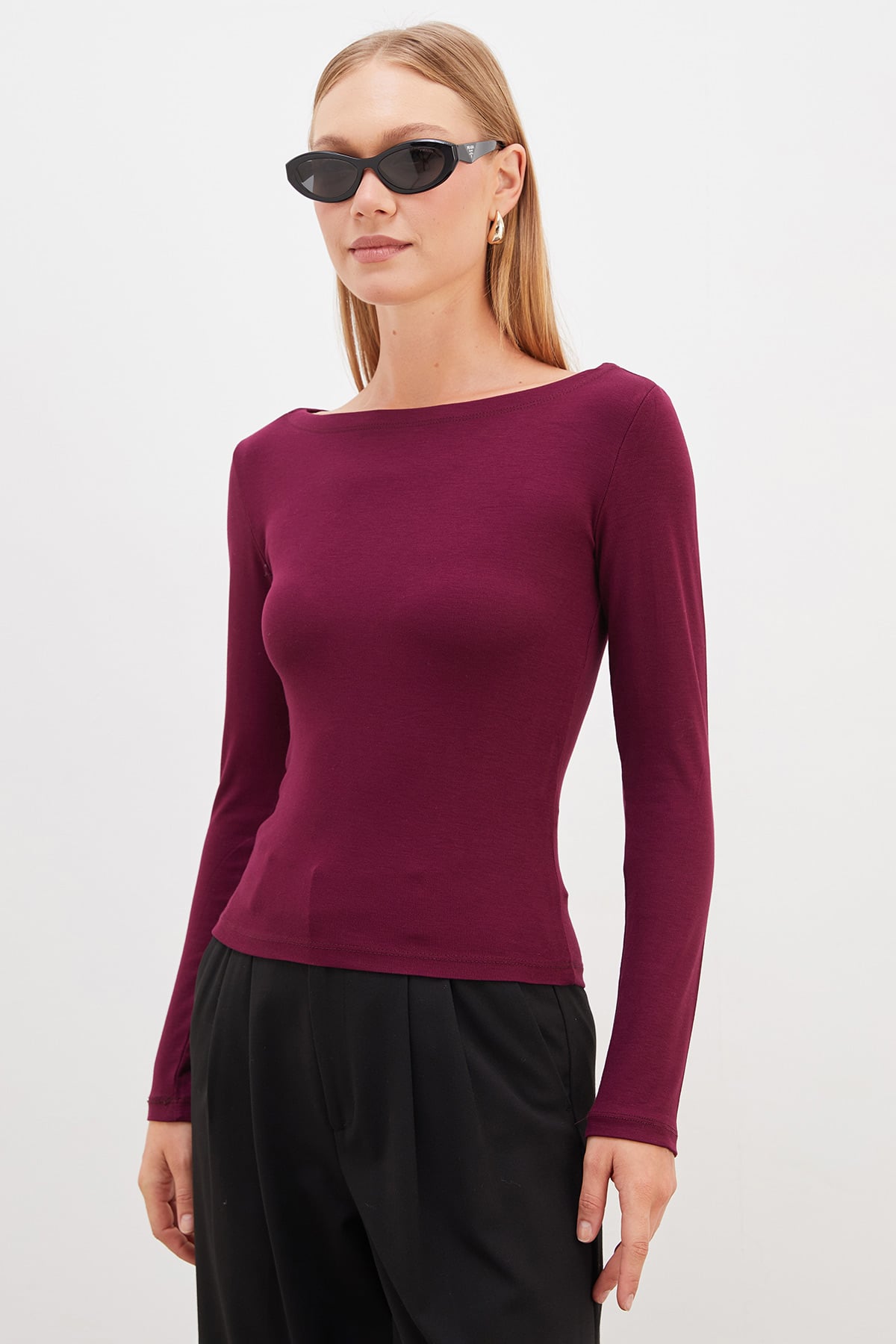 Basic Kayık Yaka Slim Fit Bluz 7