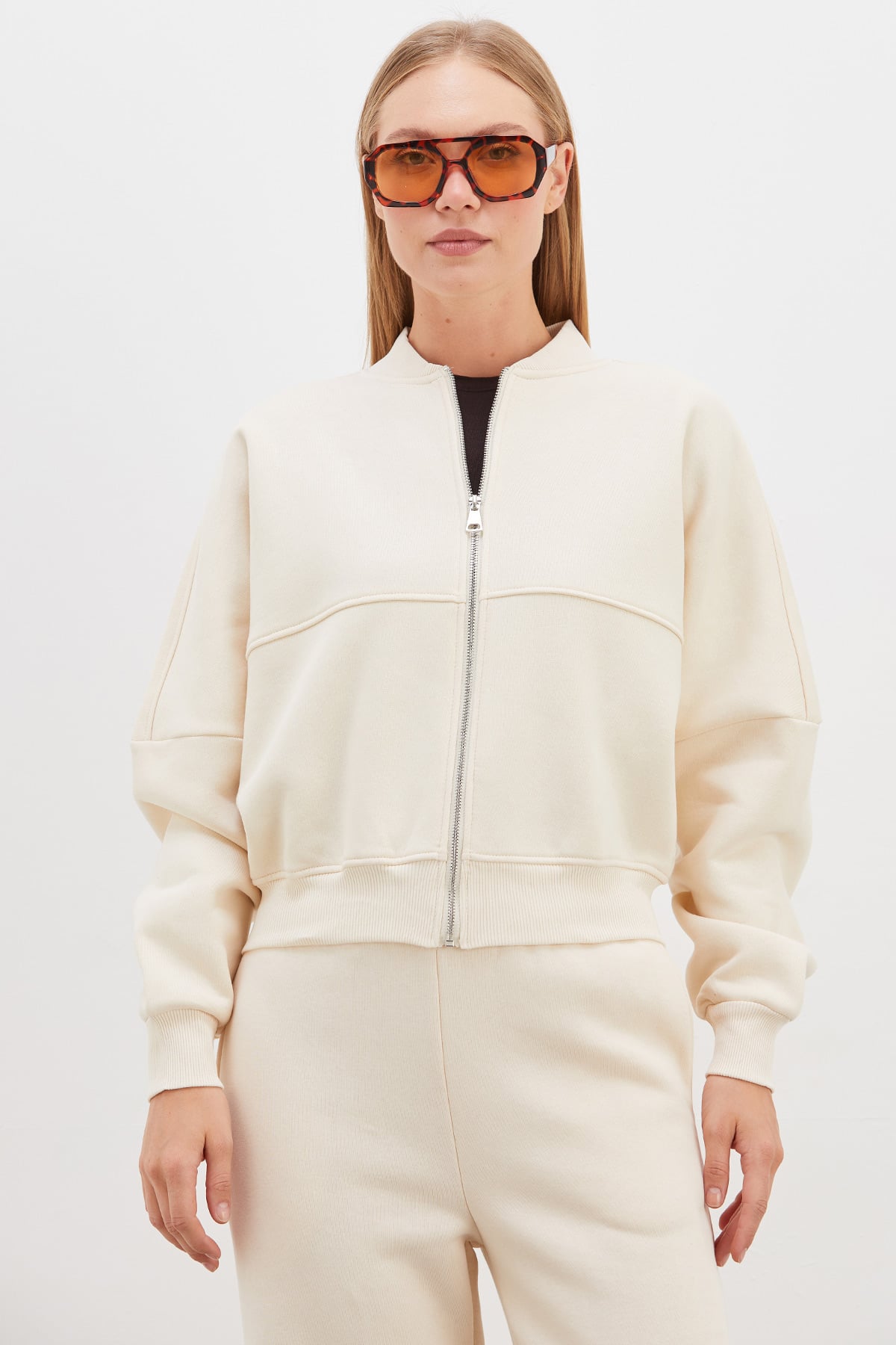 3 İplik Basic Fermuarlı Dik Yaka Crop Sweatshirt 6