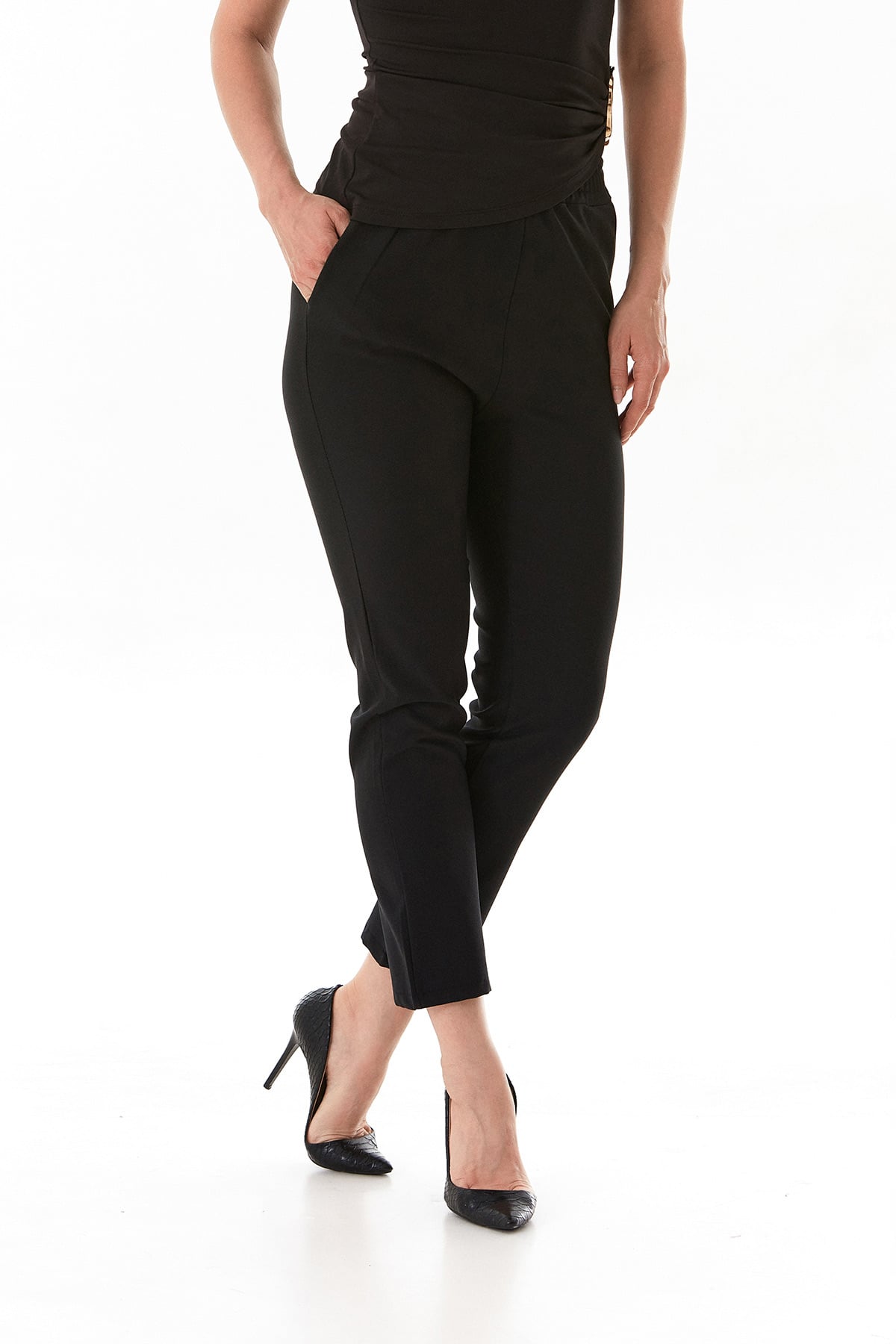 Basic Beli Lastikli Carrot Fit Kumaş Pantolon 6