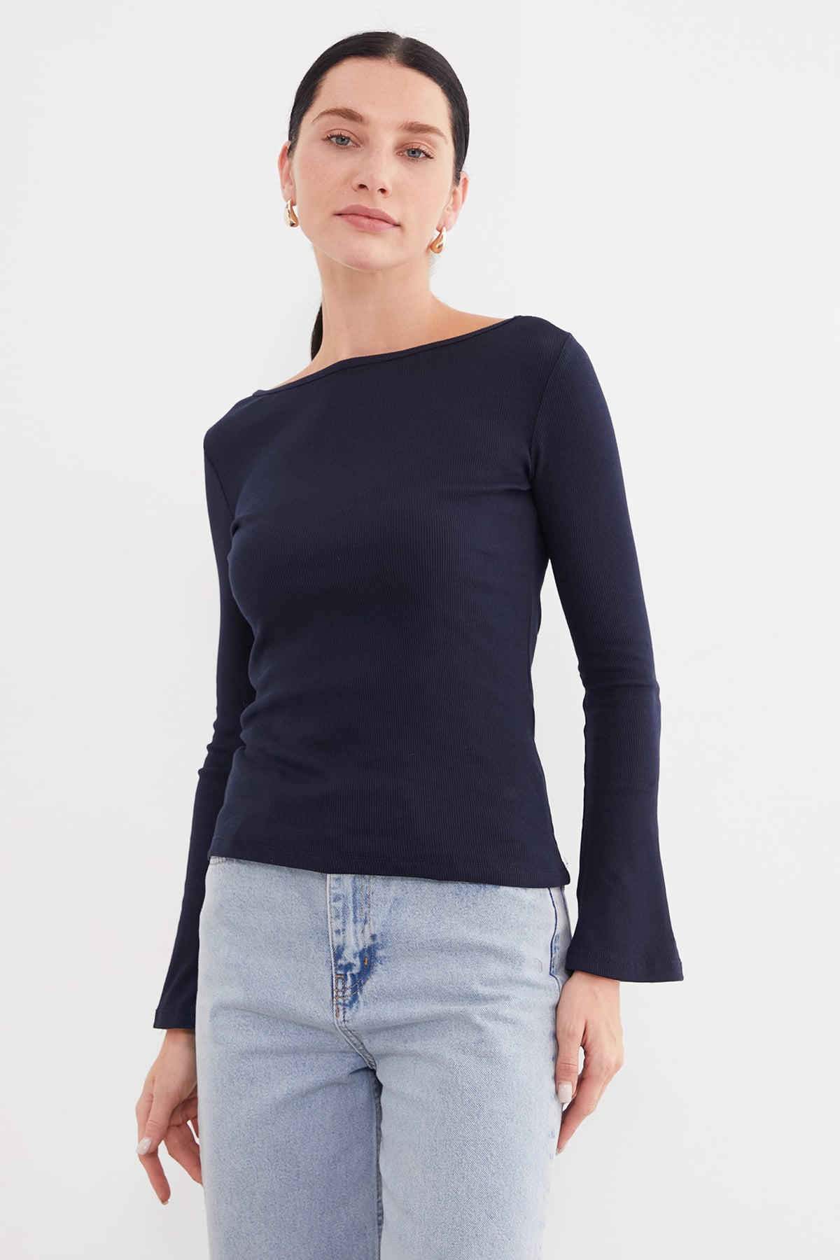 Kadın Fitilli Kayık Yaka Flare Kol Slim Fit Bluz 5