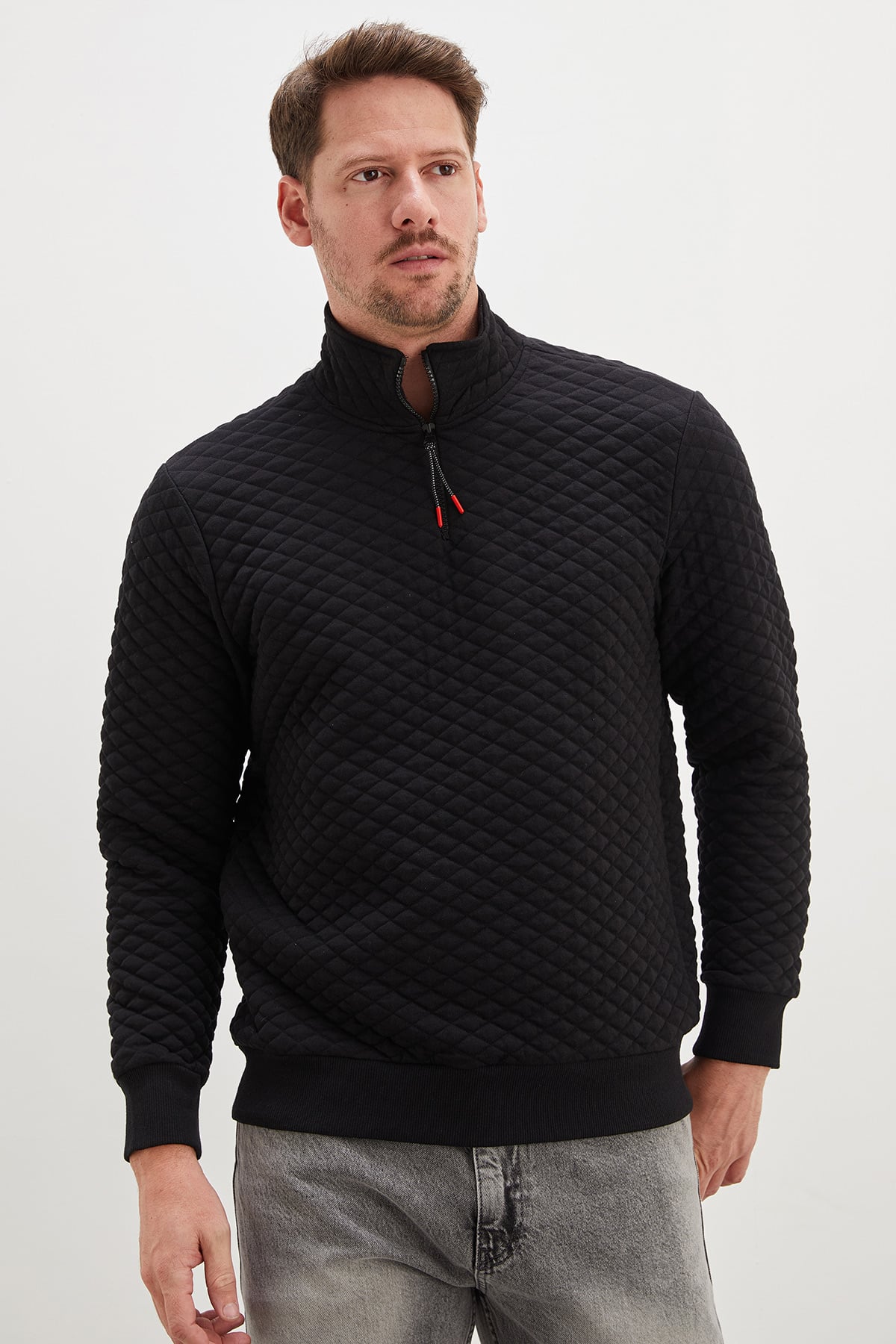 Yarım Fermuarlı Dik Yaka Kapitone Sweatshirt 3