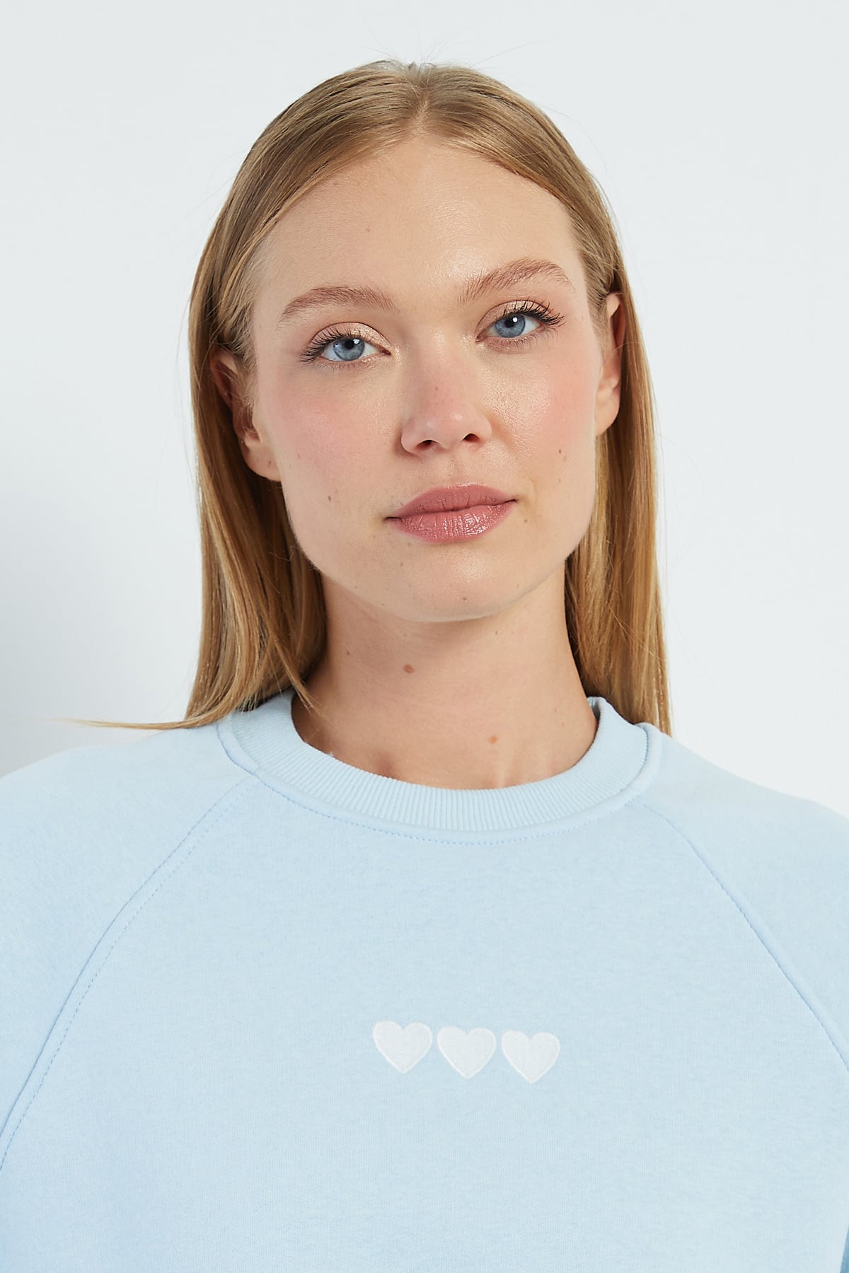3 İplik Kalp Nakışlı Oversize Sweatshirt 6