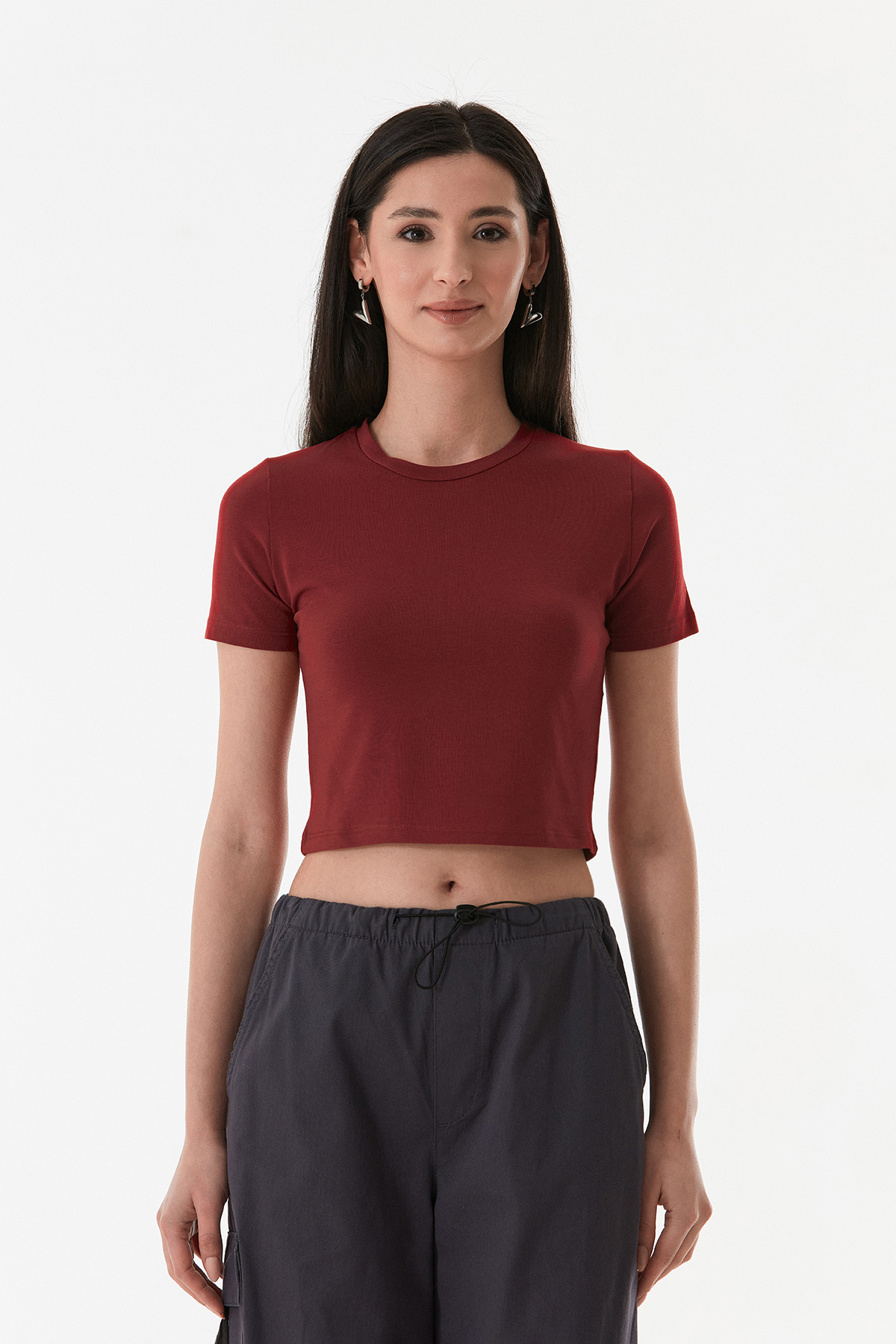Basic Bisiklet Yaka Crop Tişört 9
