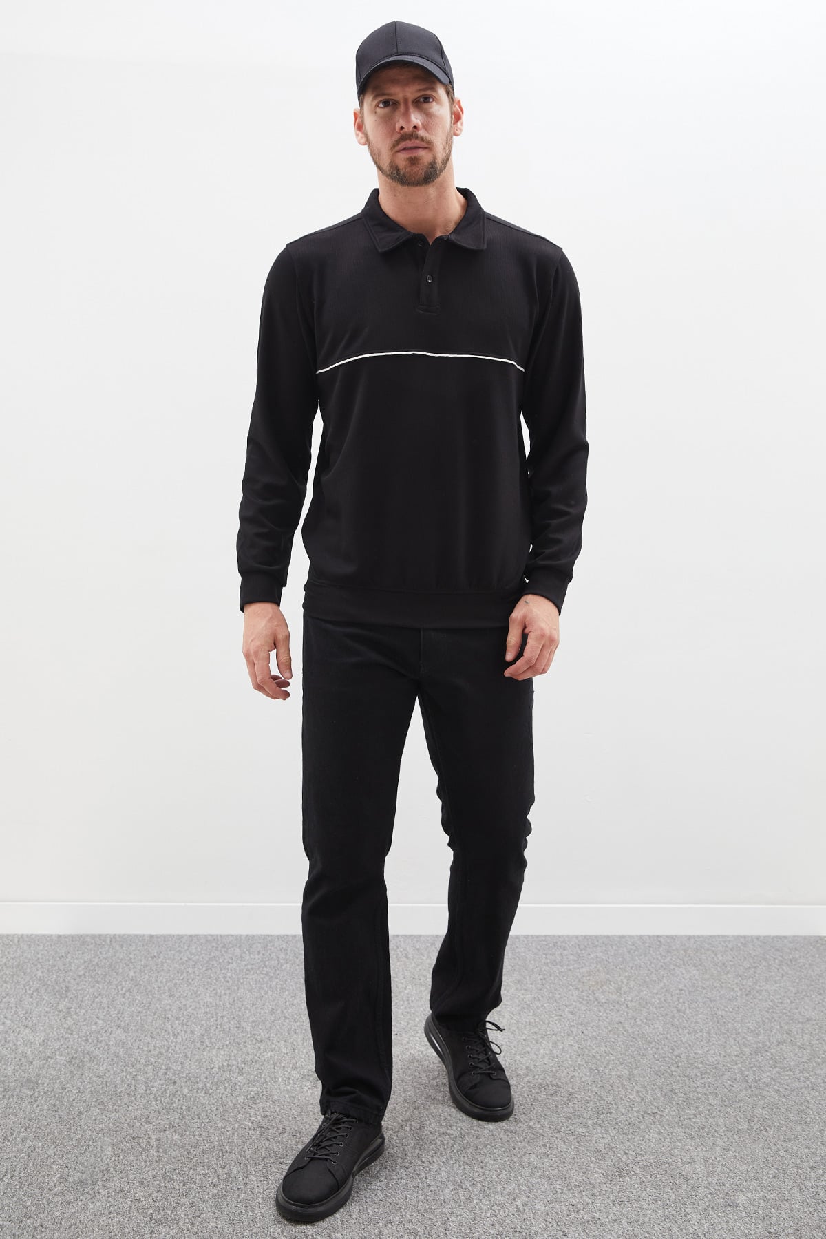 Çizgili Polo Yaka Yarım Düğmeli Sweatshirt 4