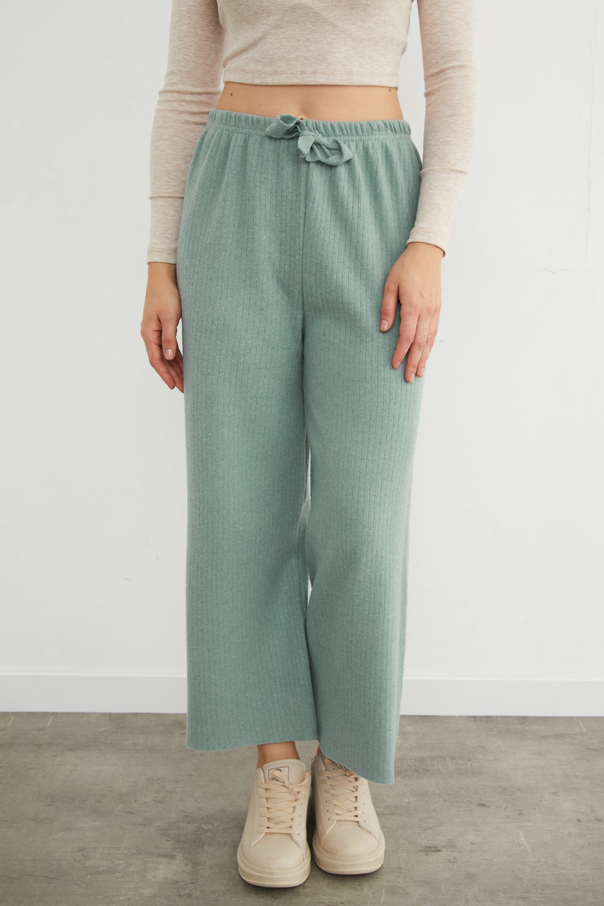Basic Fitilli Beli Lastikli Pantolon 2
