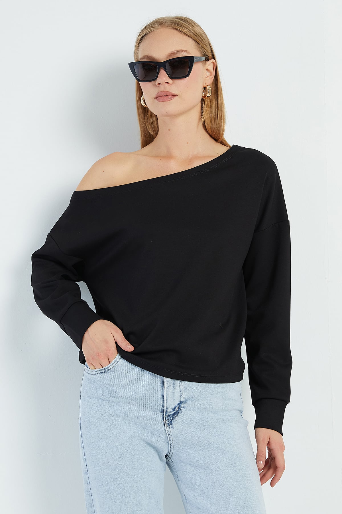 Basic Kayık Yaka Modal Sweatshirt