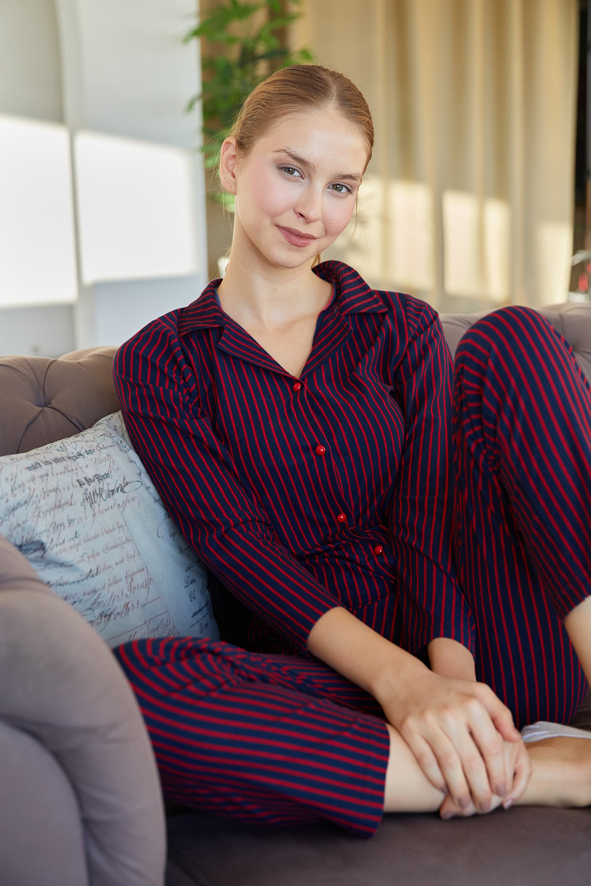 Çizgili Gömlek Yaka Süet Pijama Takımı