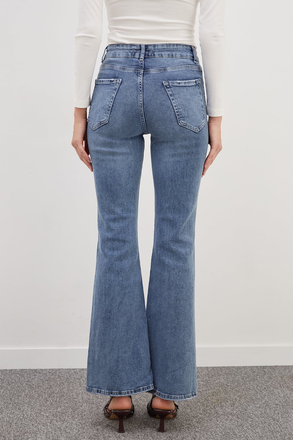 Yüksek Bel Flare Jean 8