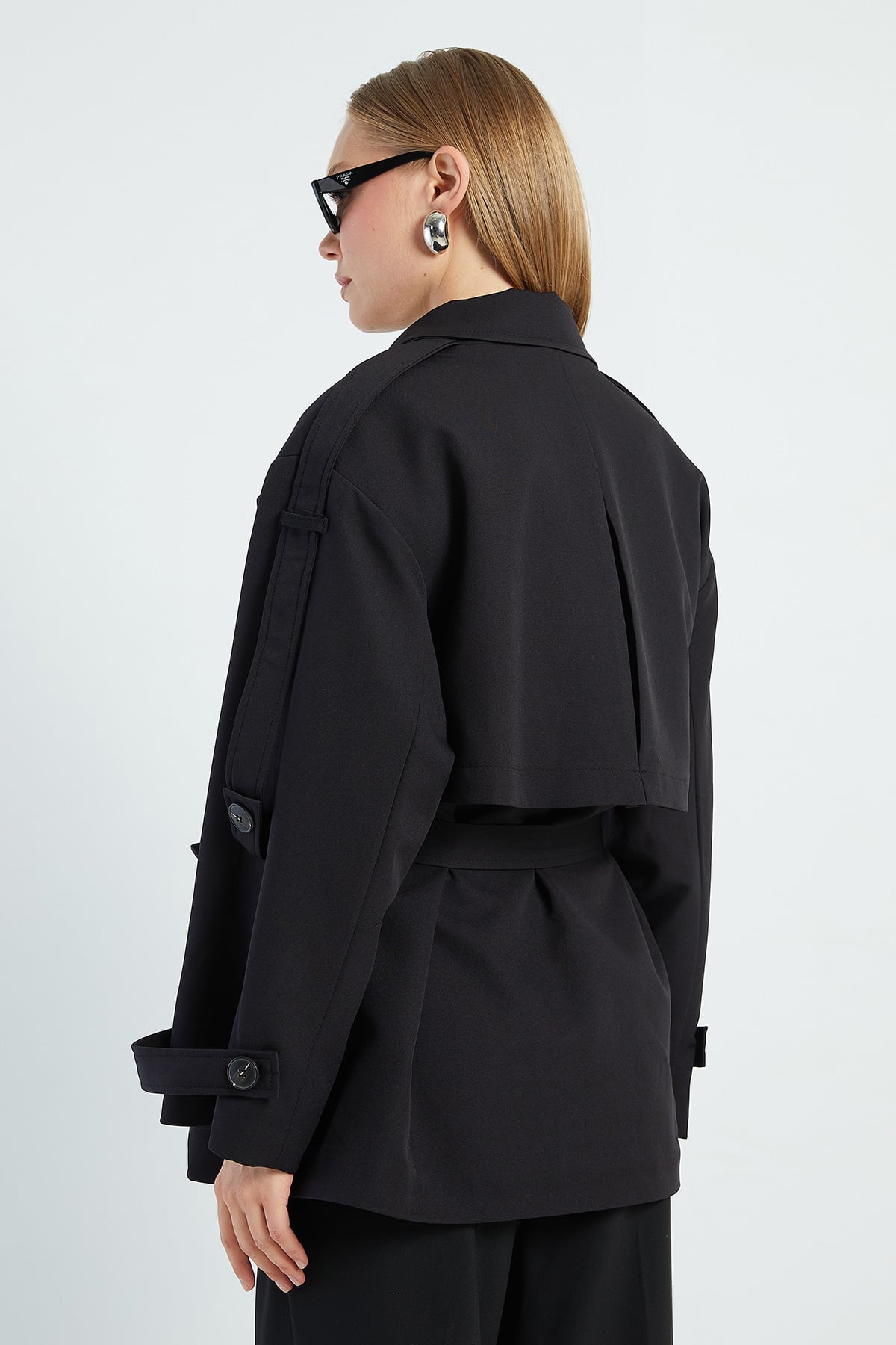 Beli Kemerli Kruvaze Yaka Oversize Trençkot 8