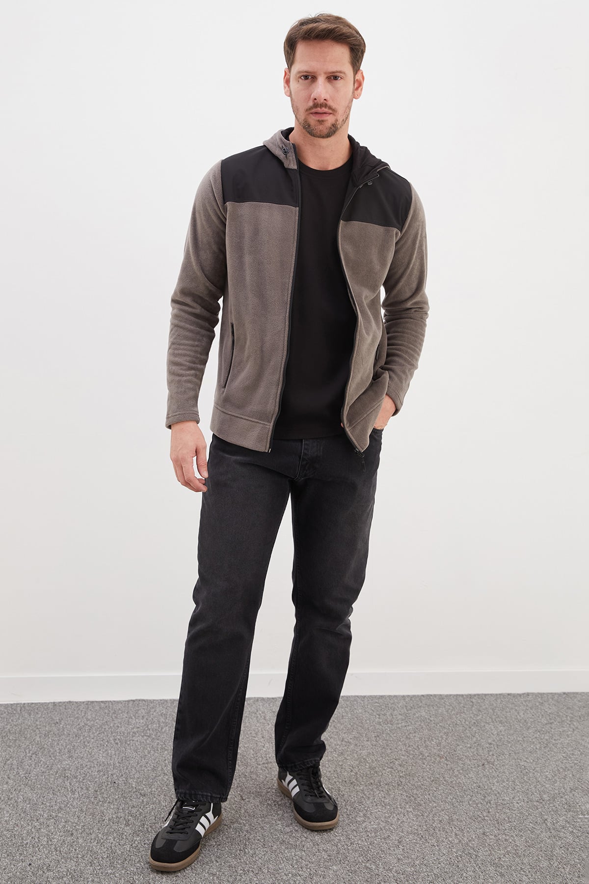 Fermuarlı Kapüşonlu Polar Sweatshirt 4