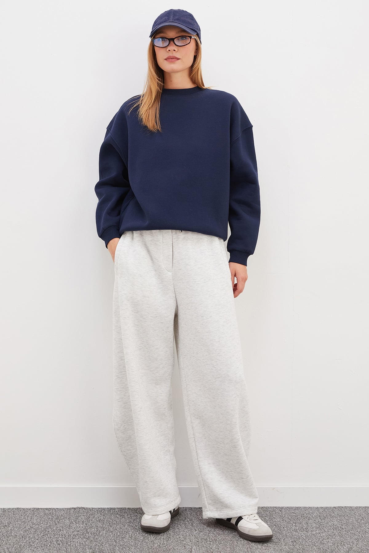 3 İplik Basic Bisiklet Yaka Oversize Sweatshirt 3