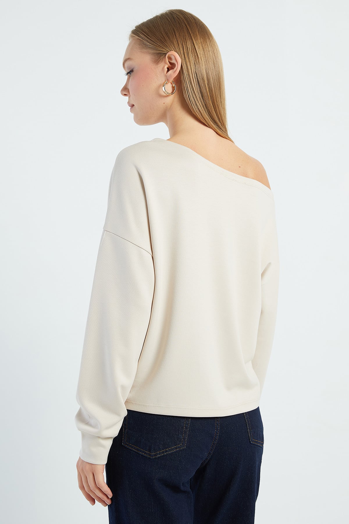 Basic Kayık Yaka Modal Sweatshirt 6