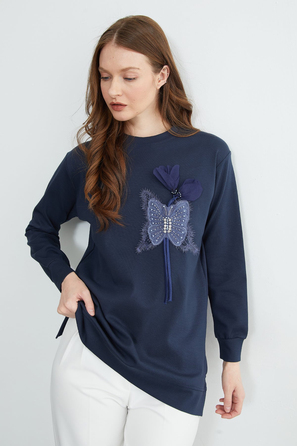 Fullamodest Kelebek Nakışlı Taşlı Bisiklet Yaka Tunik 5