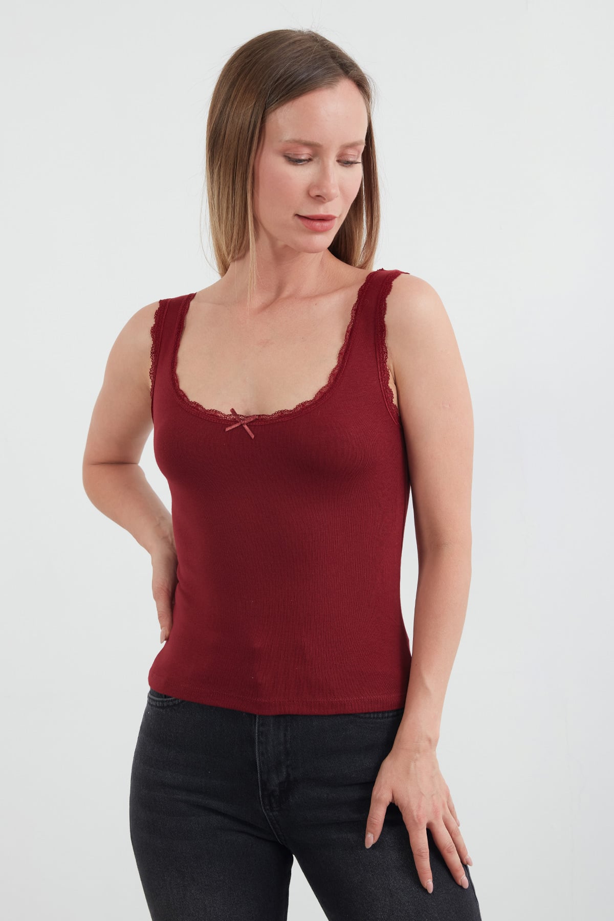 Basic Dantelli Askılı Body