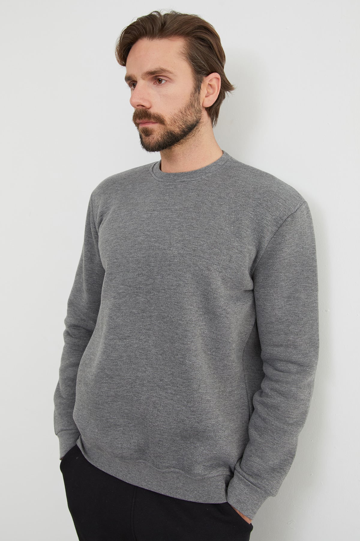 3 İplik Basic Bisiklet Yaka Sweatshirt 4