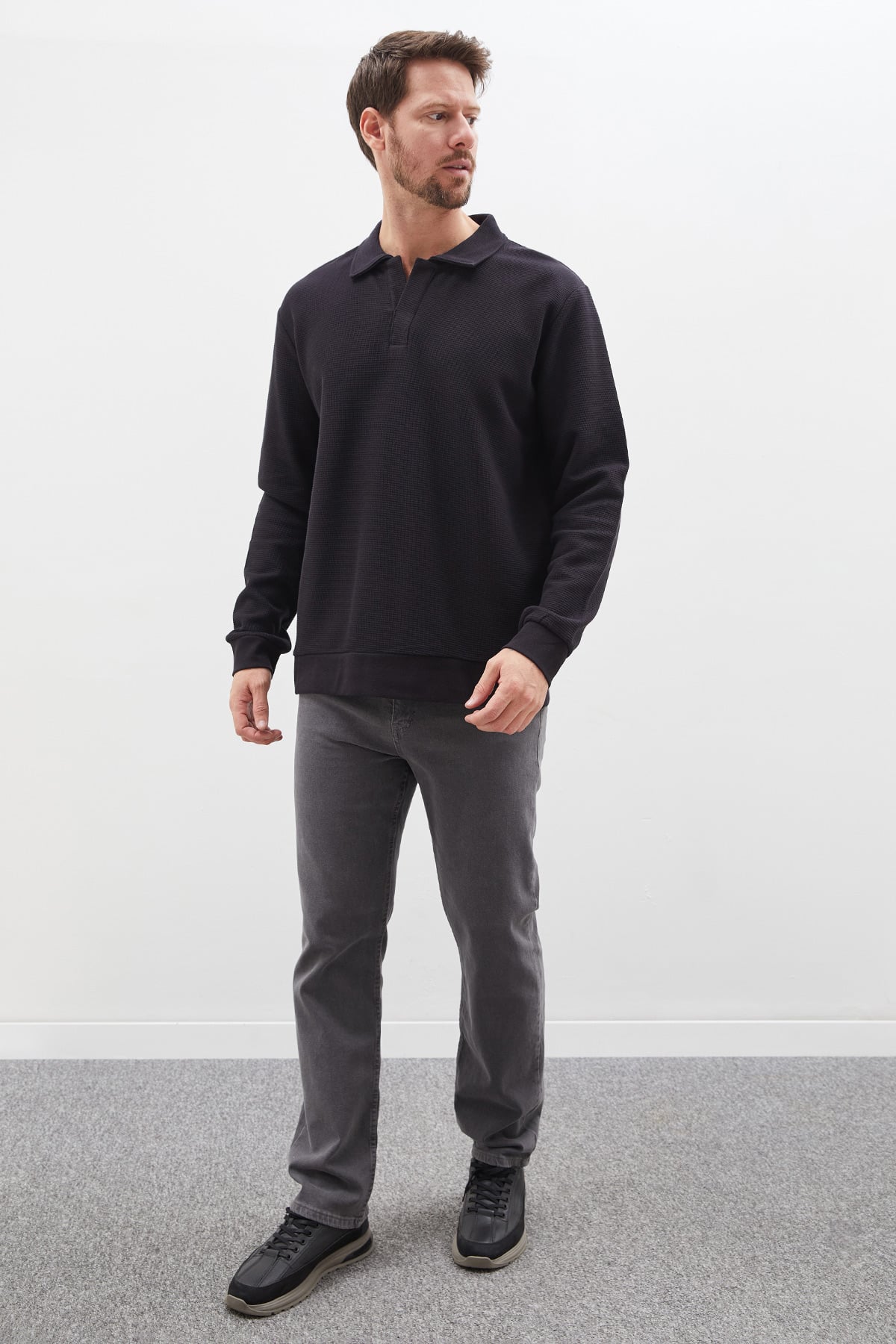 Petek Kumaş Apaş Yaka Regular Sweatshirt 5