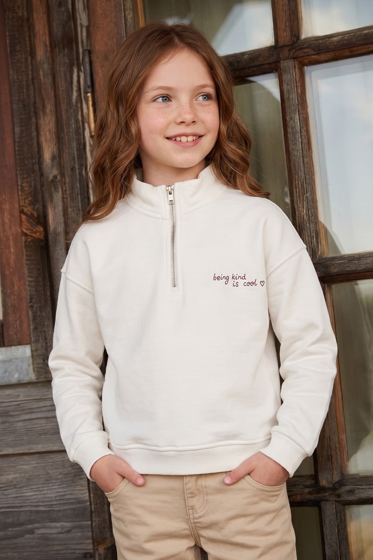 Çocuk Kız 3 İplik Yarım Fermuarlı Dik Yaka Sweatshirt
