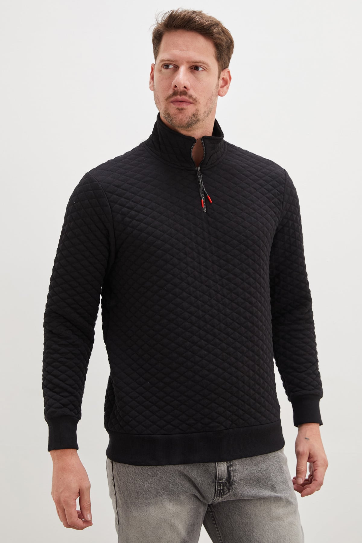 Yarım Fermuarlı Dik Yaka Kapitone Sweatshirt 4