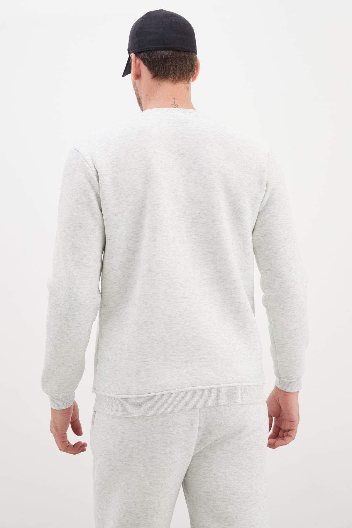 3 İplik Basic Bisiklet Yaka Sweatshirt 8