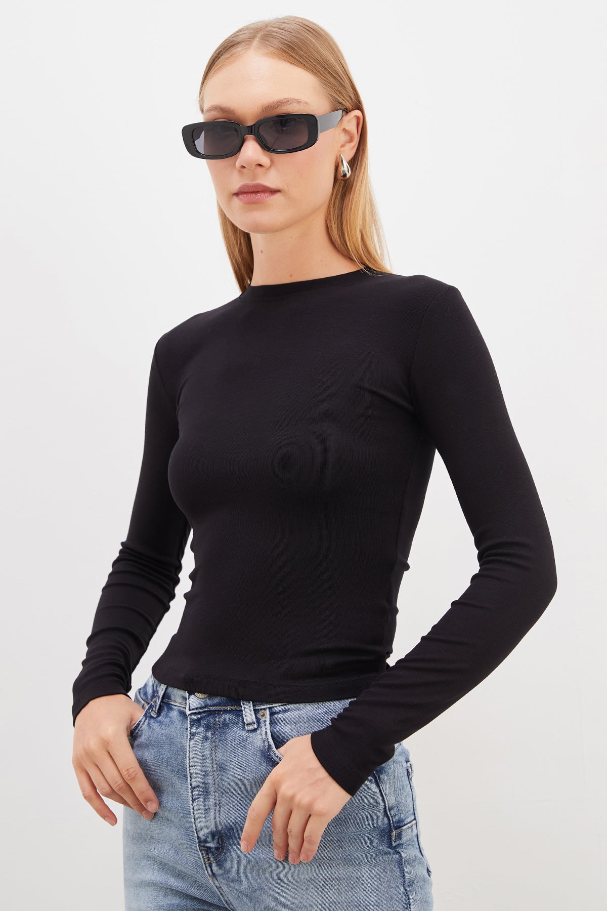 Basic Bisiklet Yaka Slim Fit Crop Bluz 4