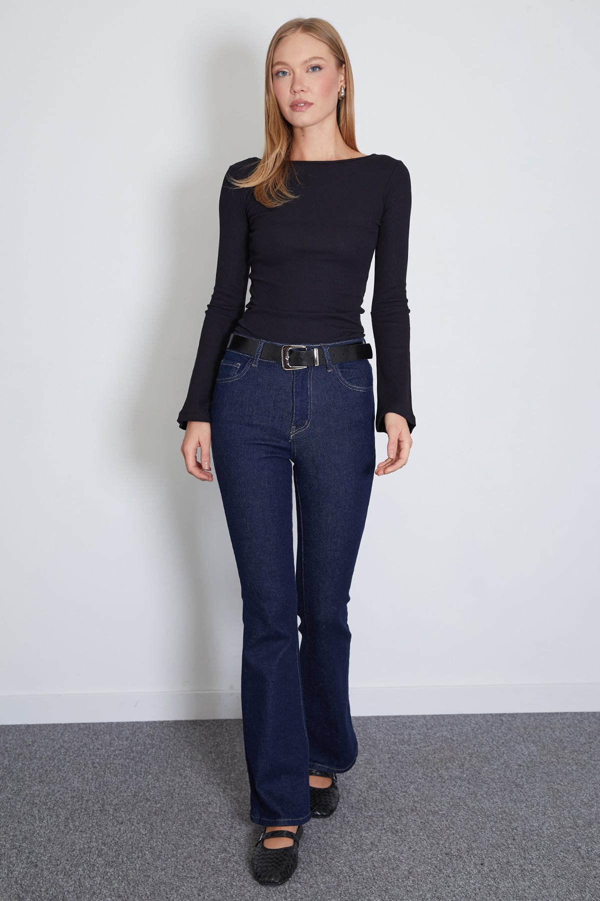 Kadın Fitilli Kayık Yaka Flare Kol Slim Fit Bluz 4