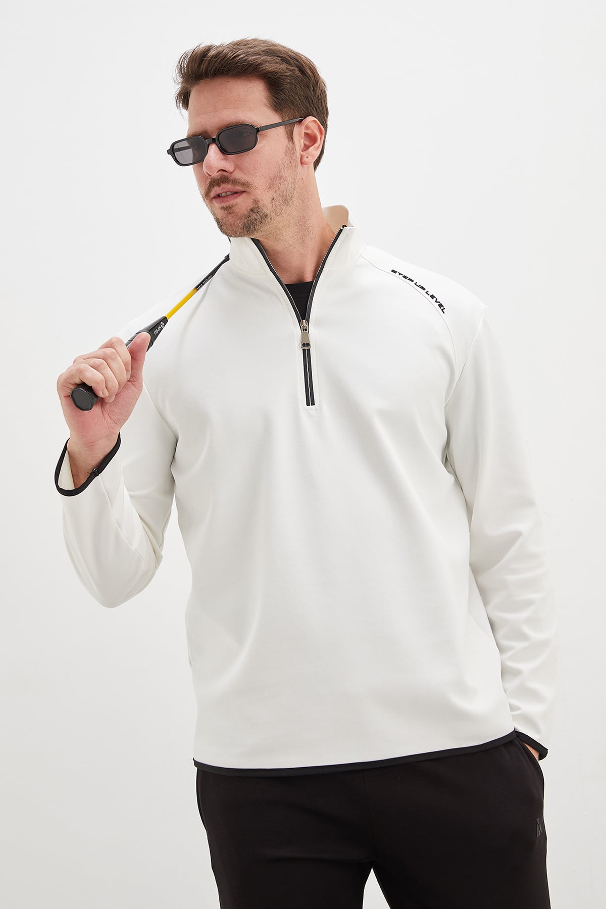 Baskılı Yarım Fermuarlı Dik Yaka Sweatshirt