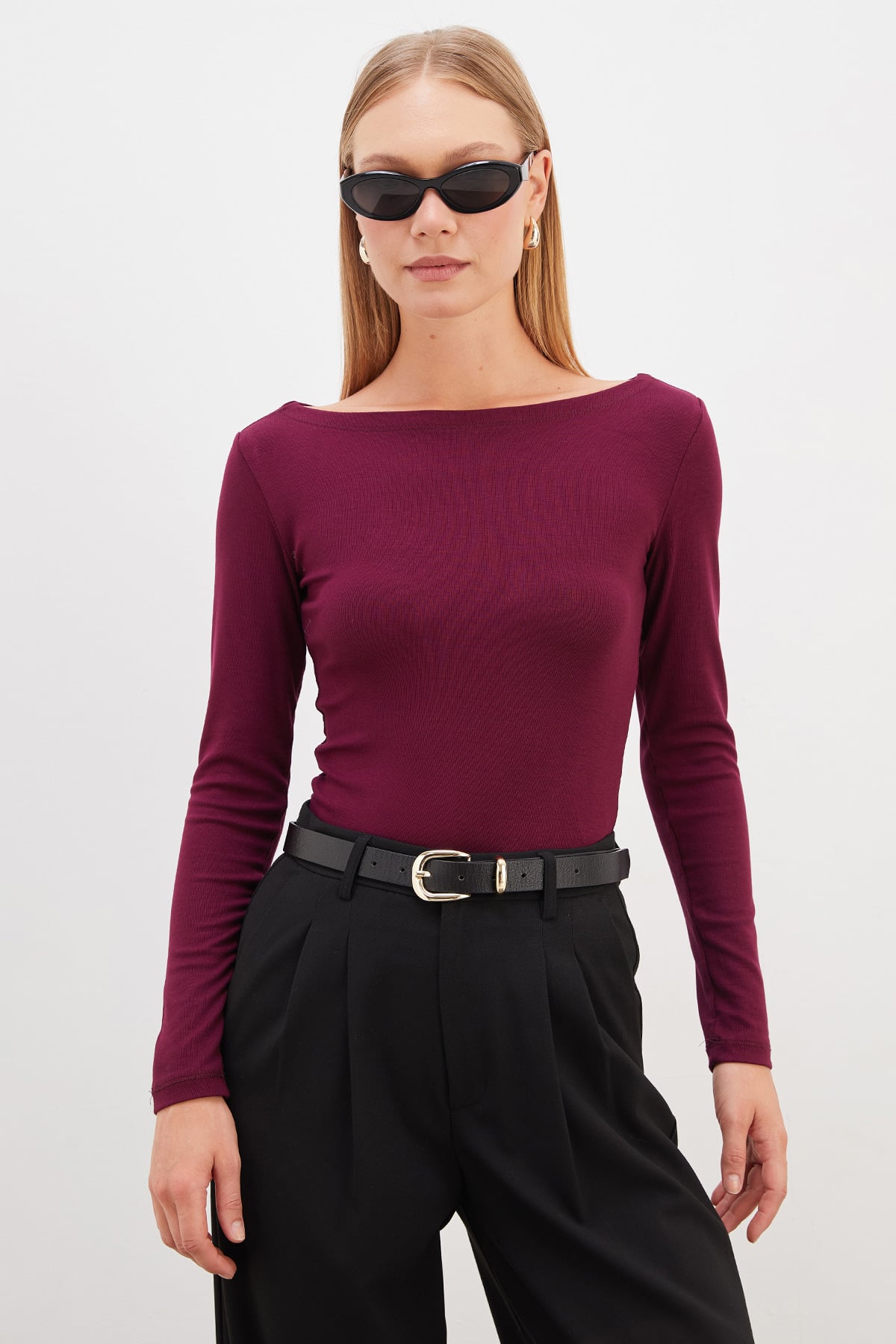Basic Kayık Yaka Slim Fit Bluz 4