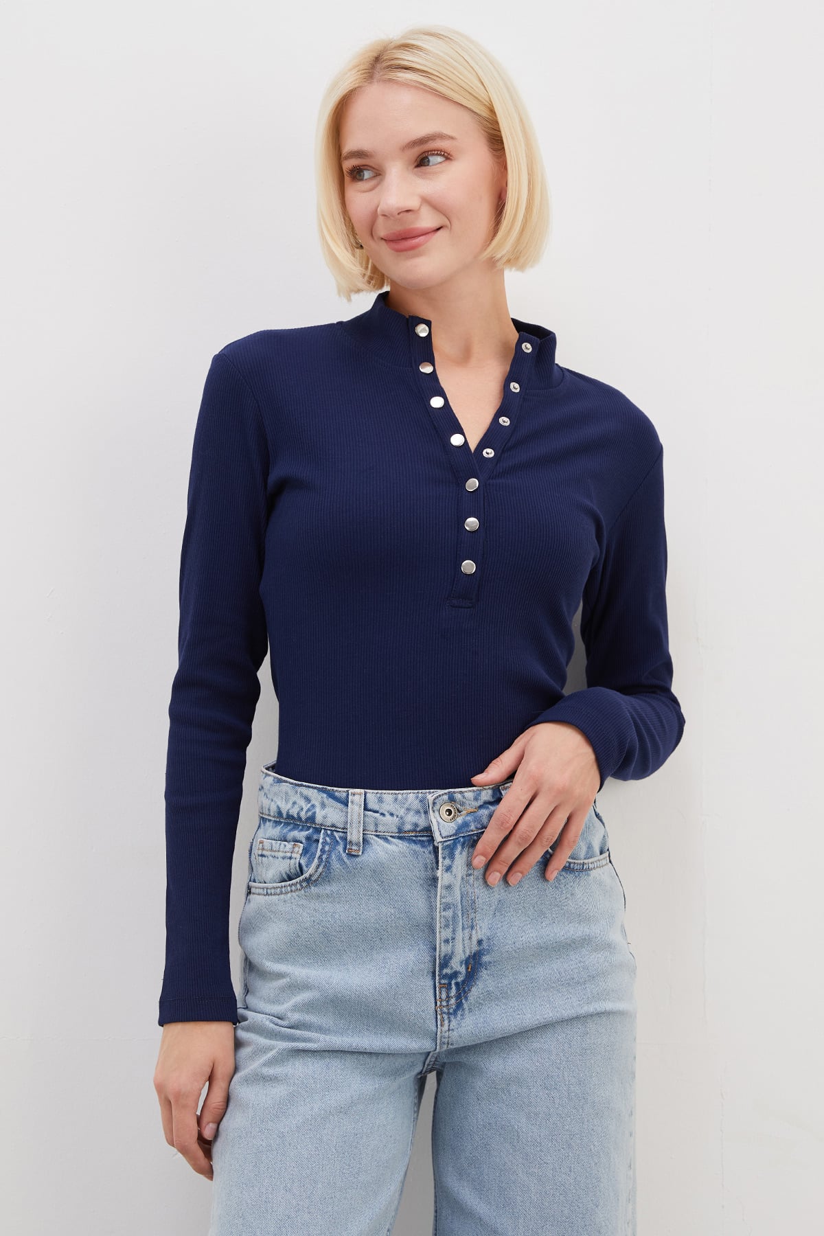 Fitilli Yarım Çıtçıtlı Dik Yaka Slim Fit Bluz 3