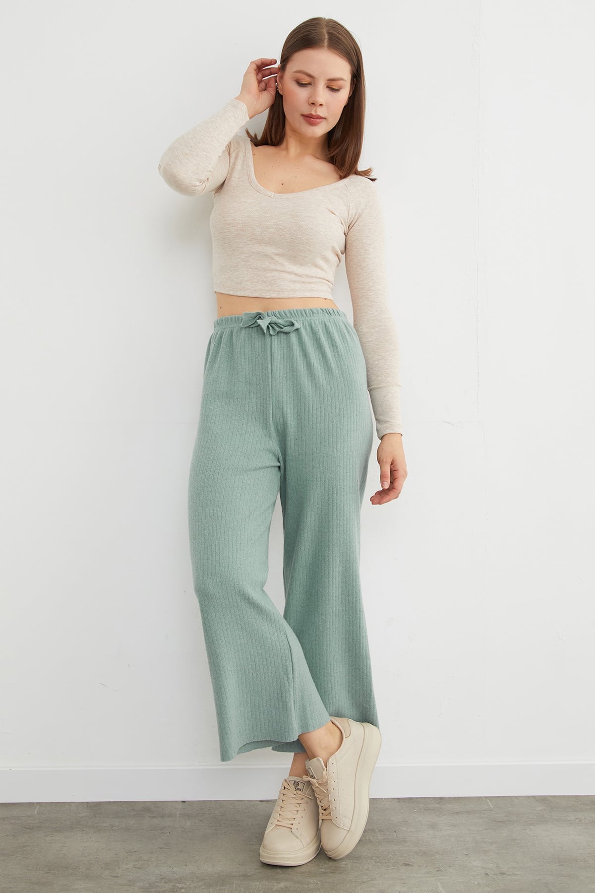 Basic Fitilli Beli Lastikli Pantolon 4