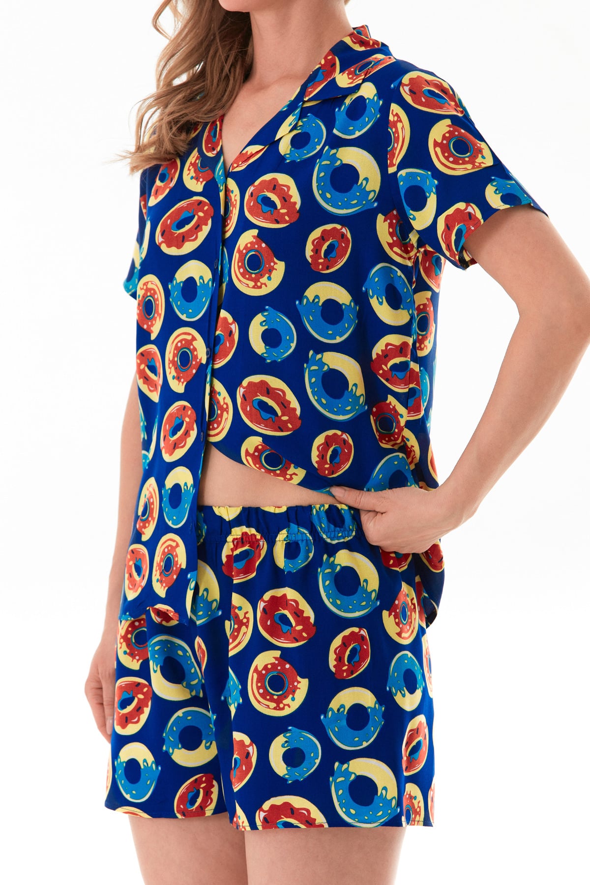 Donut Desenli Gömlek Yaka Şortlu Pijama Takımı 7