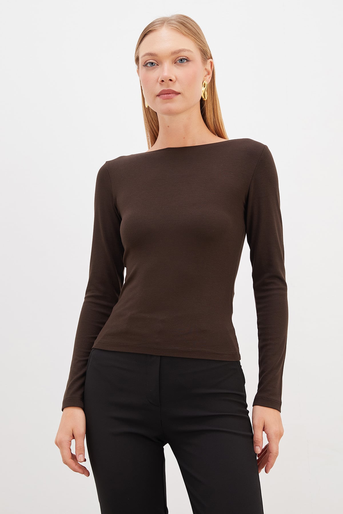 Basic Kayık Yaka Slim Fit Bluz 4