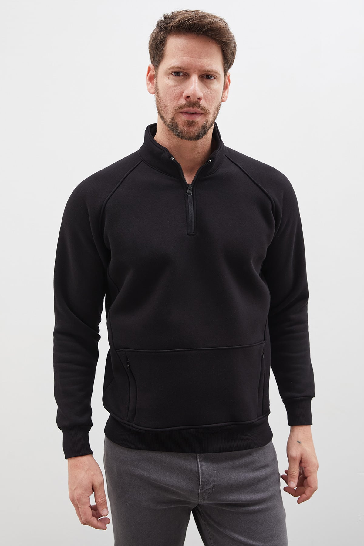 3 İplik Yarım Fermuarlı Dik Yaka Kanguru Cepli Sweatshirt
