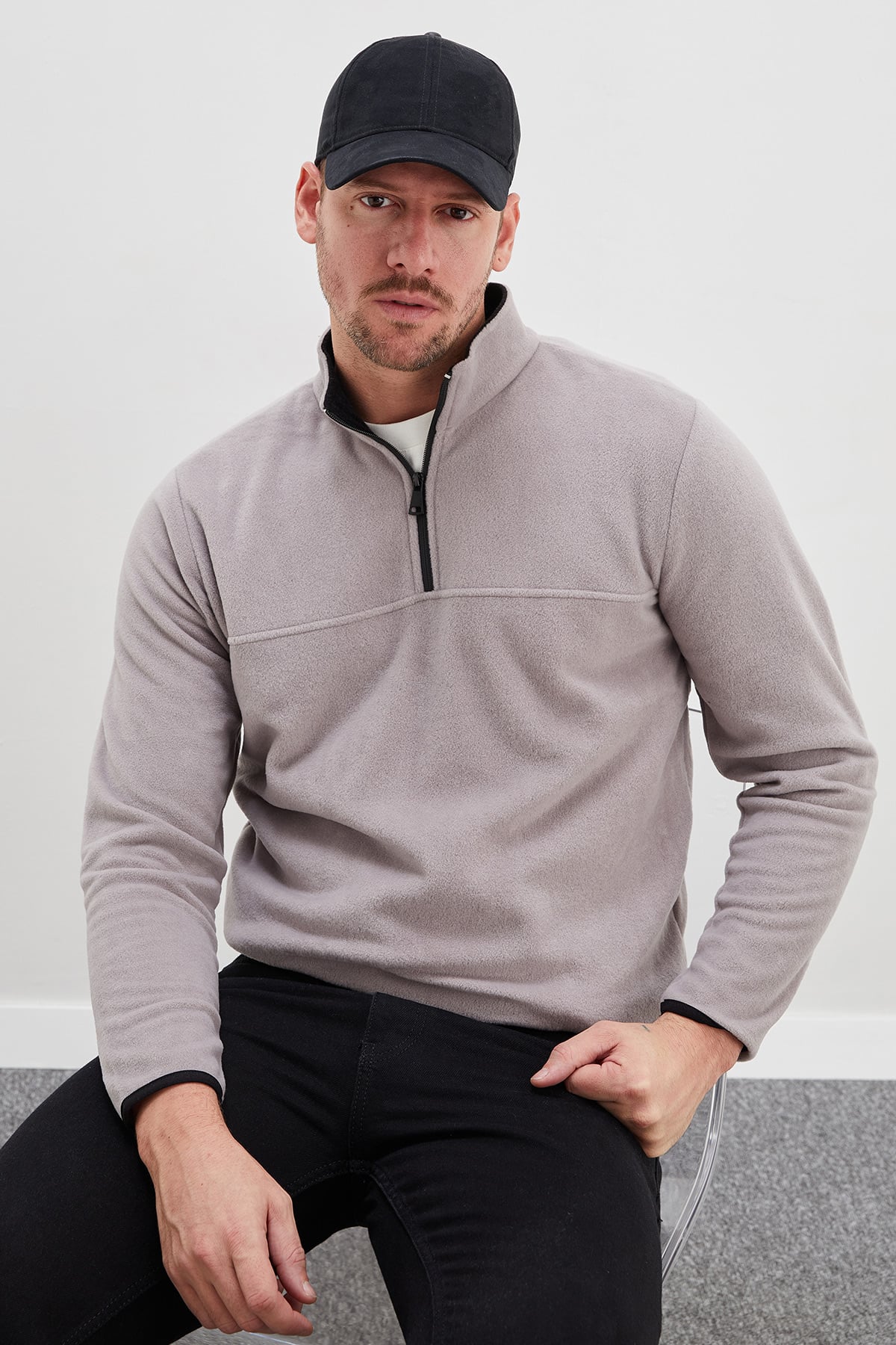 Yarım Fermuarlı Dik Yaka Polar Sweatshirt