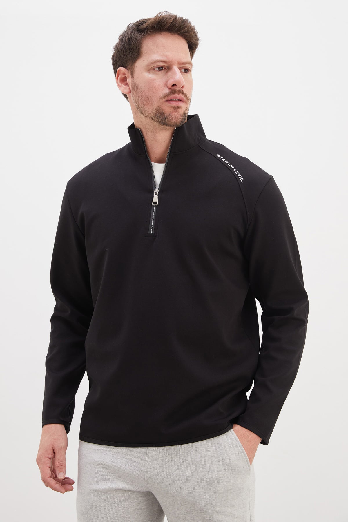 Baskılı Yarım Fermuarlı Dik Yaka Sweatshirt