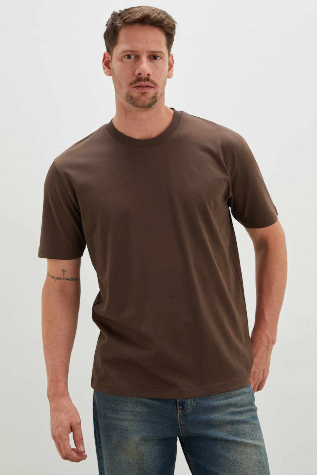 Basic Bisiklet Yaka Regular Tişört