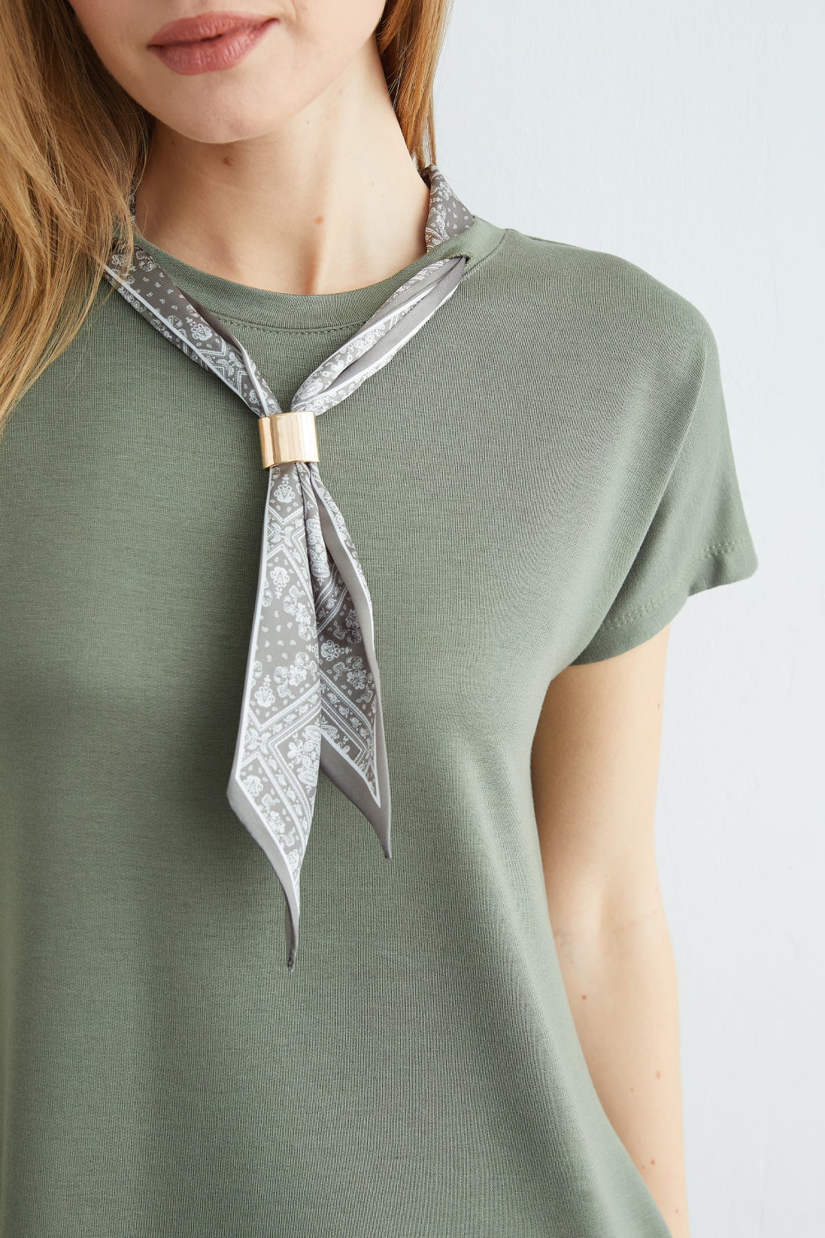 Fular Detaylı Bisiklet Yaka Elbise 4