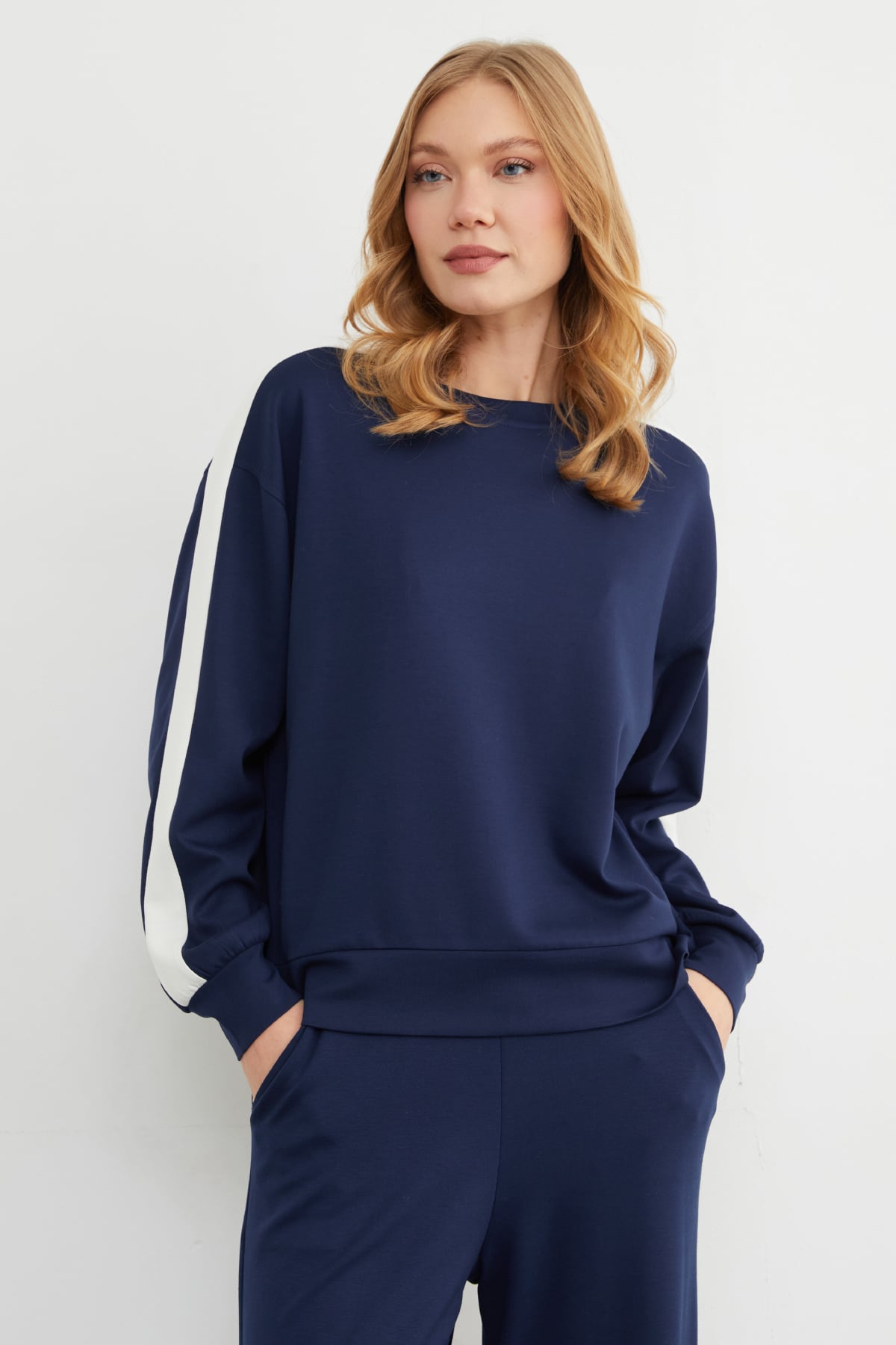 Kolu Şeritli Bisiklet Yaka Modal Sweatshirt 2
