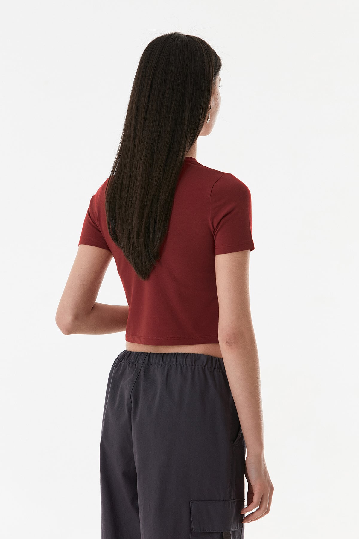 Basic Bisiklet Yaka Crop Tişört 6
