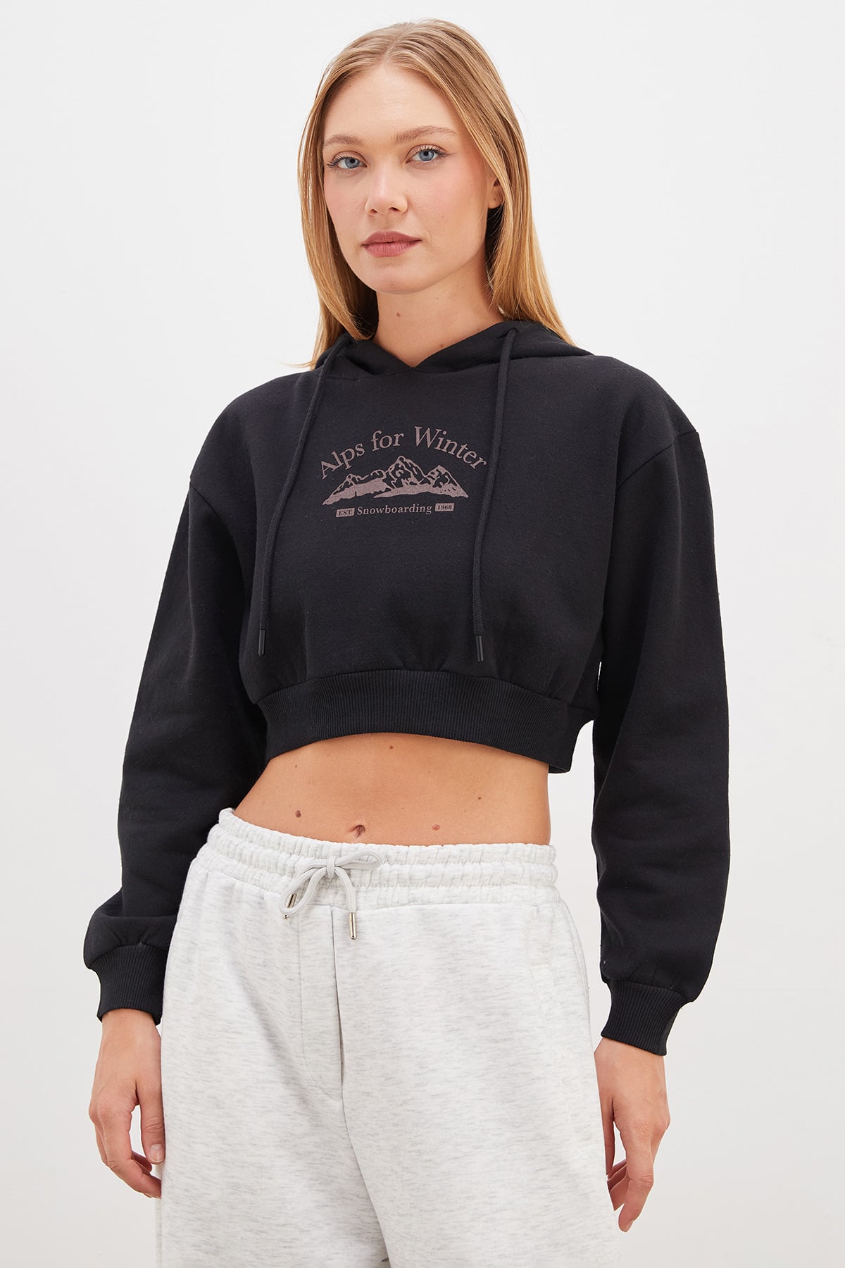 Baskılı Kapüşonlu Crop Sweatshirt 5